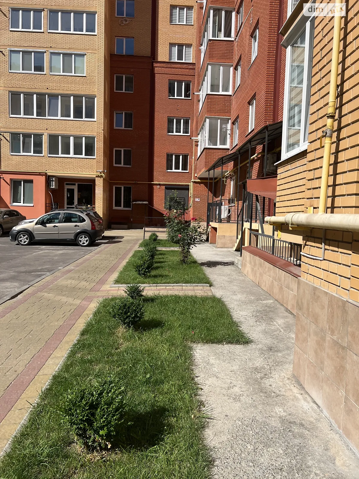 3-комнатная квартира 133.2 кв. м в Тернополе, пер. Генерала Мирона Тарнавского, 4 - фото 1