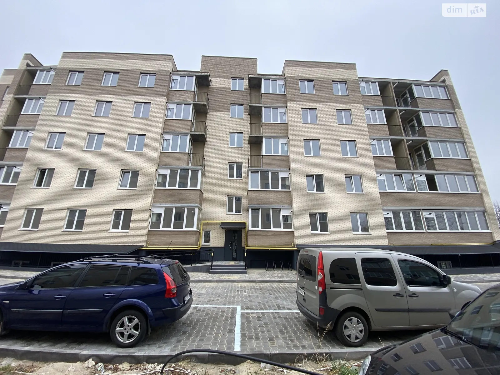 Продається 2-кімнатна квартира 63 кв. м у Стрижавці, вул. Київська, 224/9 - фото 1