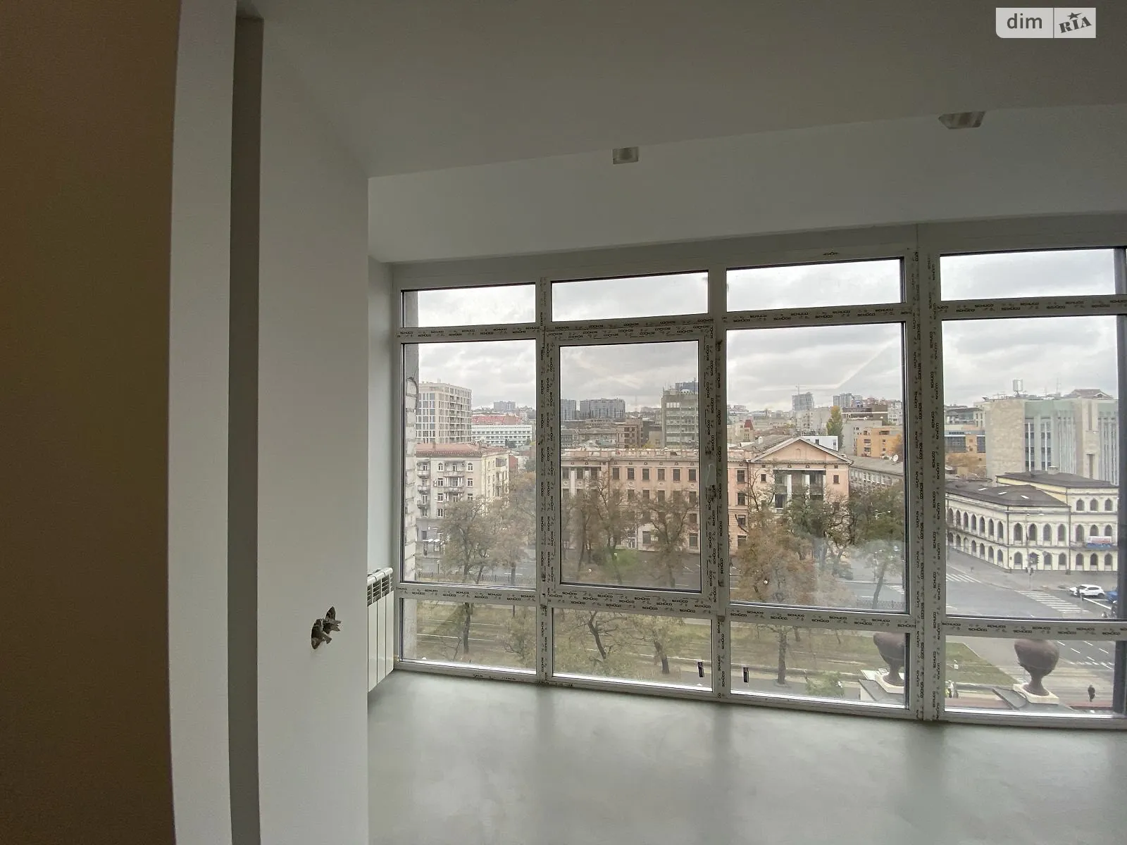 Продается 2-комнатная квартира 108 кв. м в Днепре, просп. Яворницкого Дмитрия, 58 - фото 1
