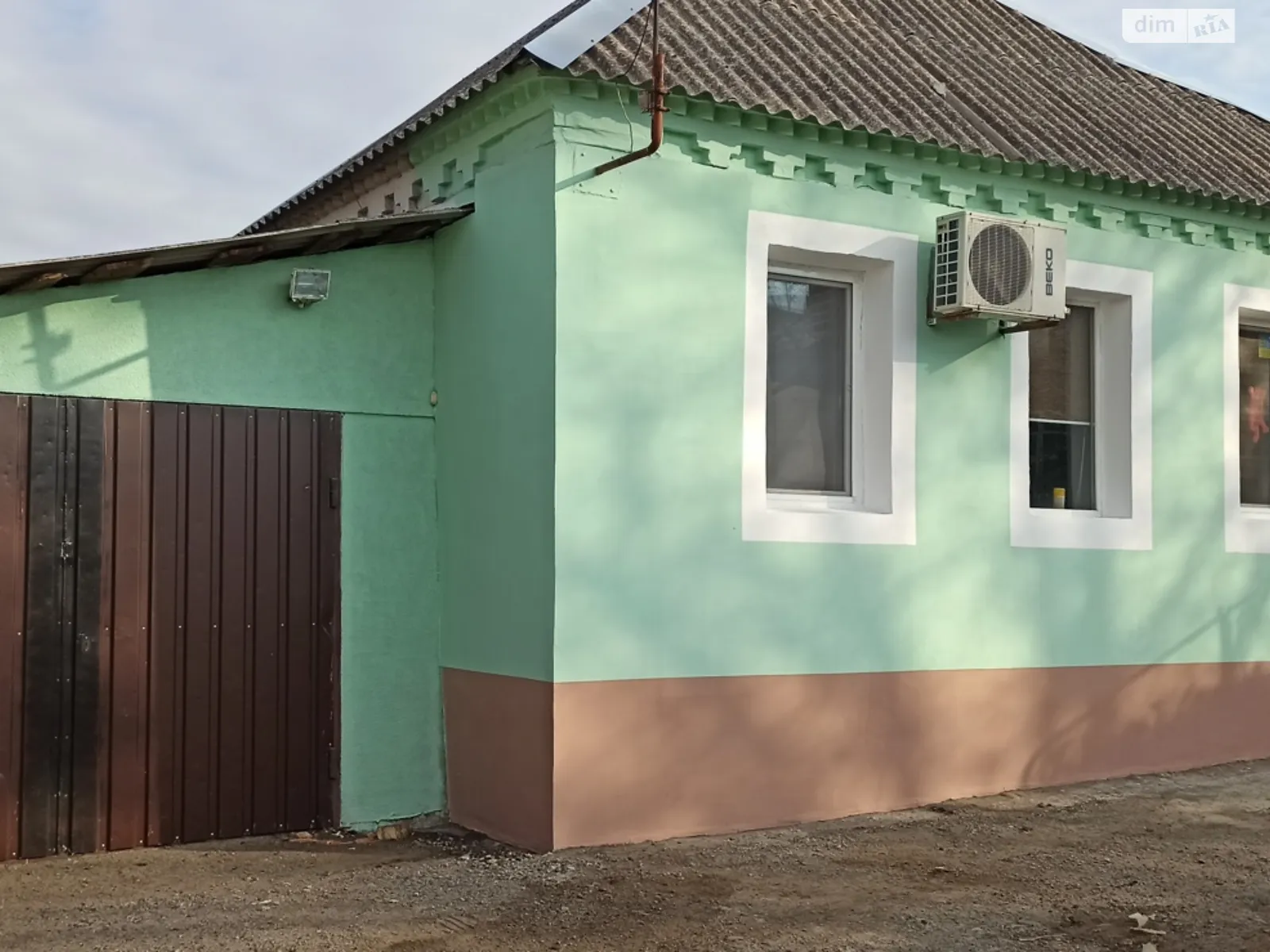 Продається одноповерховий будинок 70 кв. м з подвалом, цена: 37000 $ - фото 1