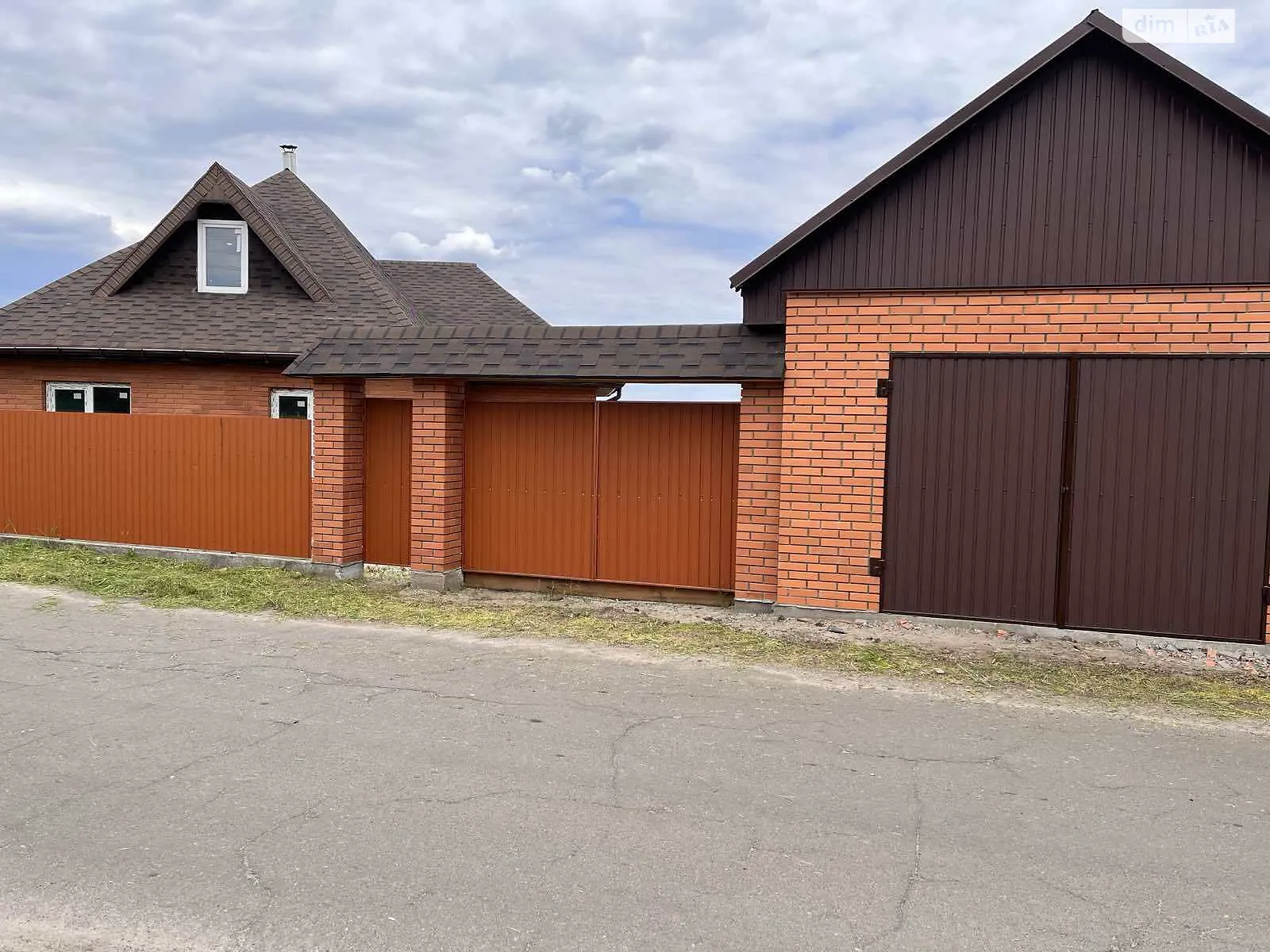 Продается одноэтажный дом 120 кв. м с беседкой, цена: 65000 $ - фото 1
