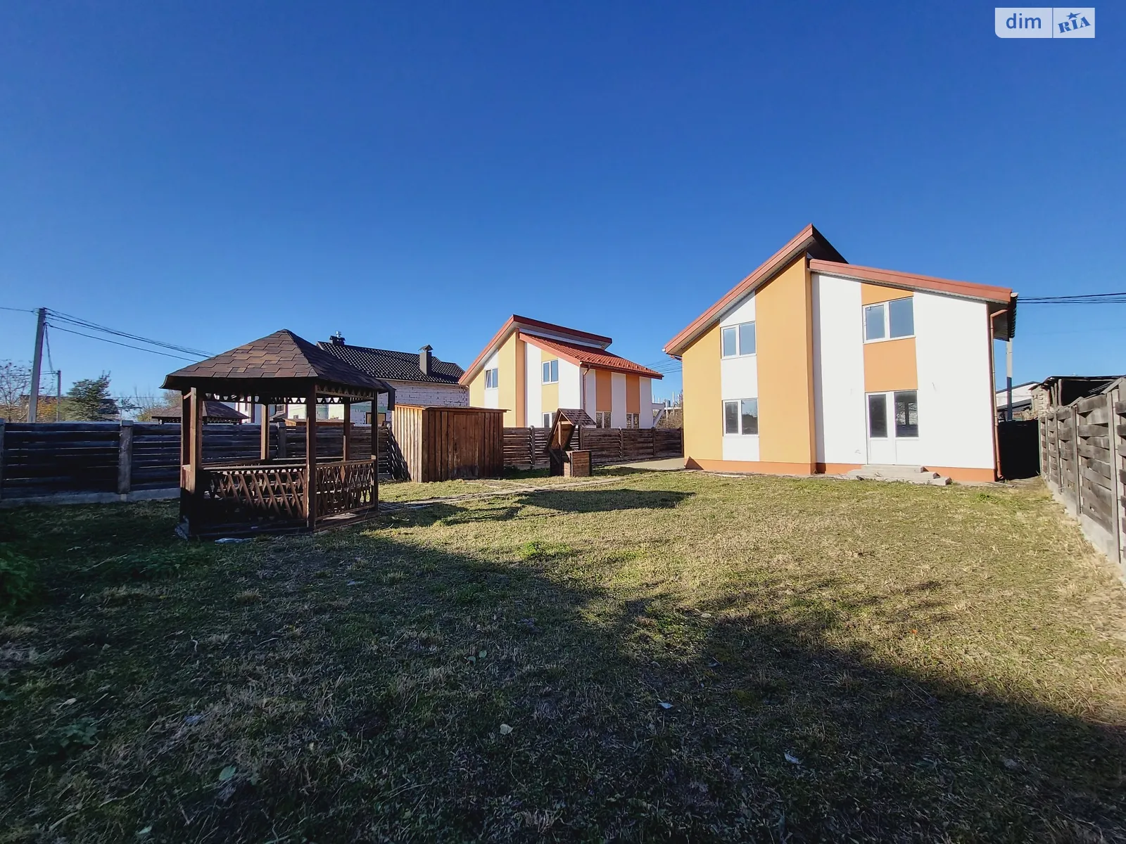 Продается дом на 2 этажа 115 кв. м с мебелью, цена: 85000 $ - фото 1