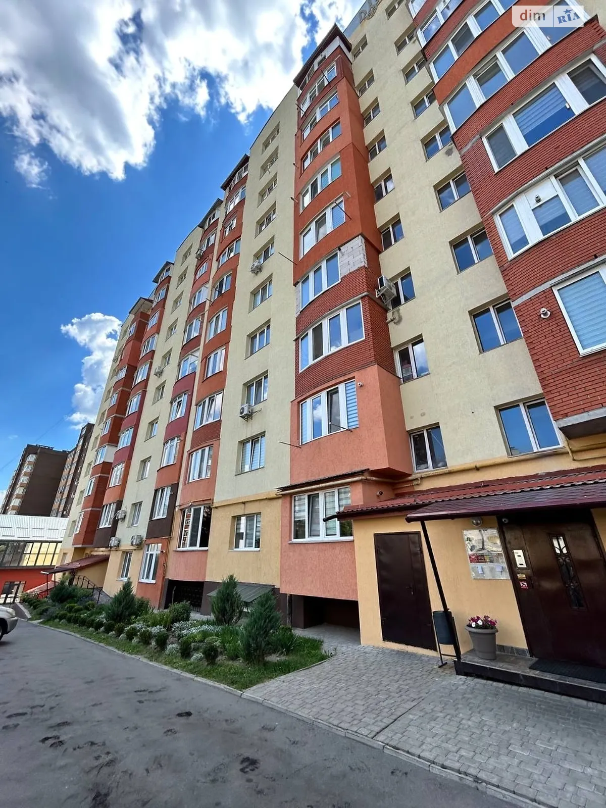 Продается 2-комнатная квартира 73 кв. м в Хмельницком, пр. Панаса Мирного, 7 - фото 1