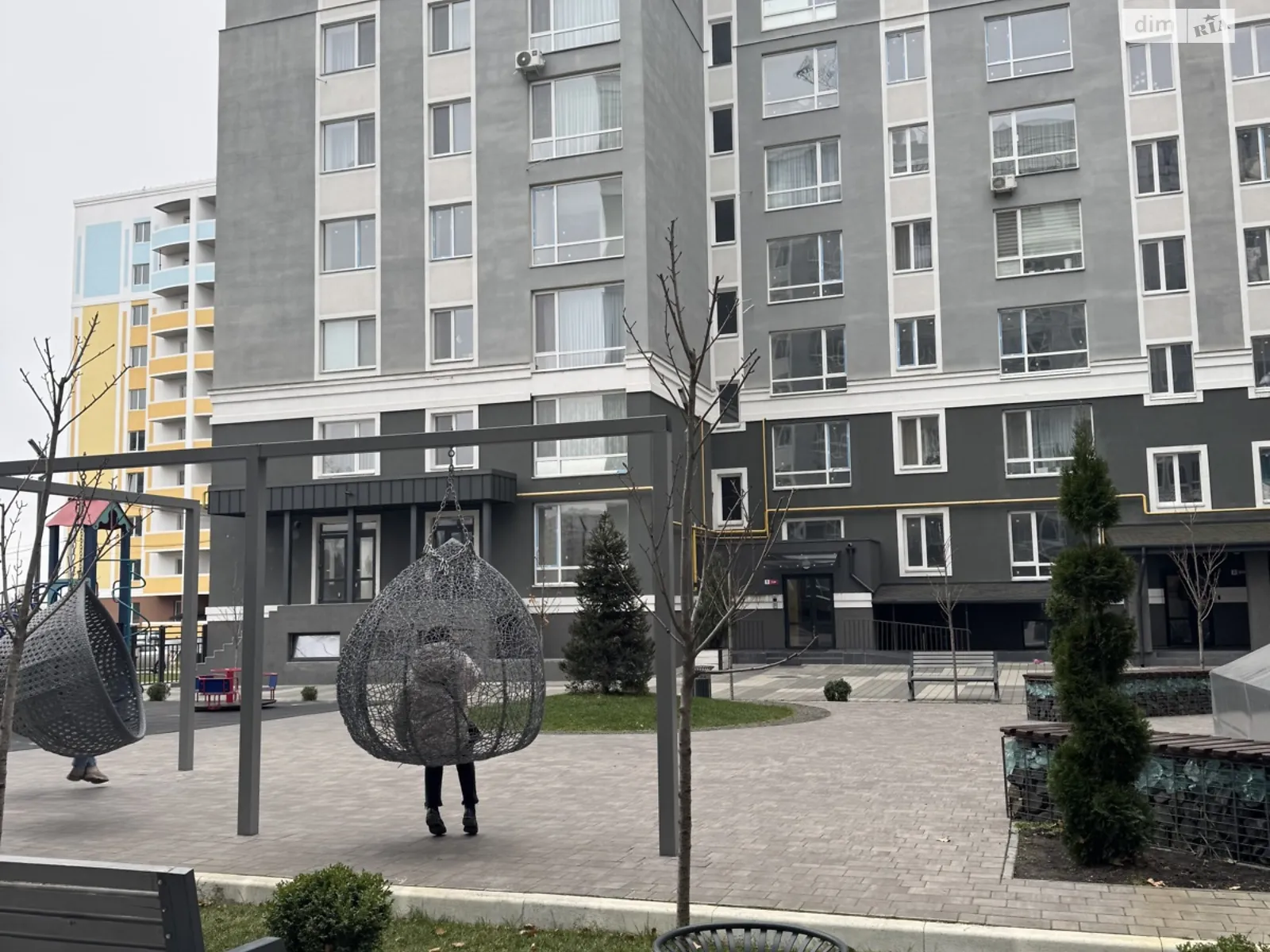 Продається 1-кімнатна квартира 72.2 кв. м у Бучі, вул. Івана Кожедуба, 8А - фото 1