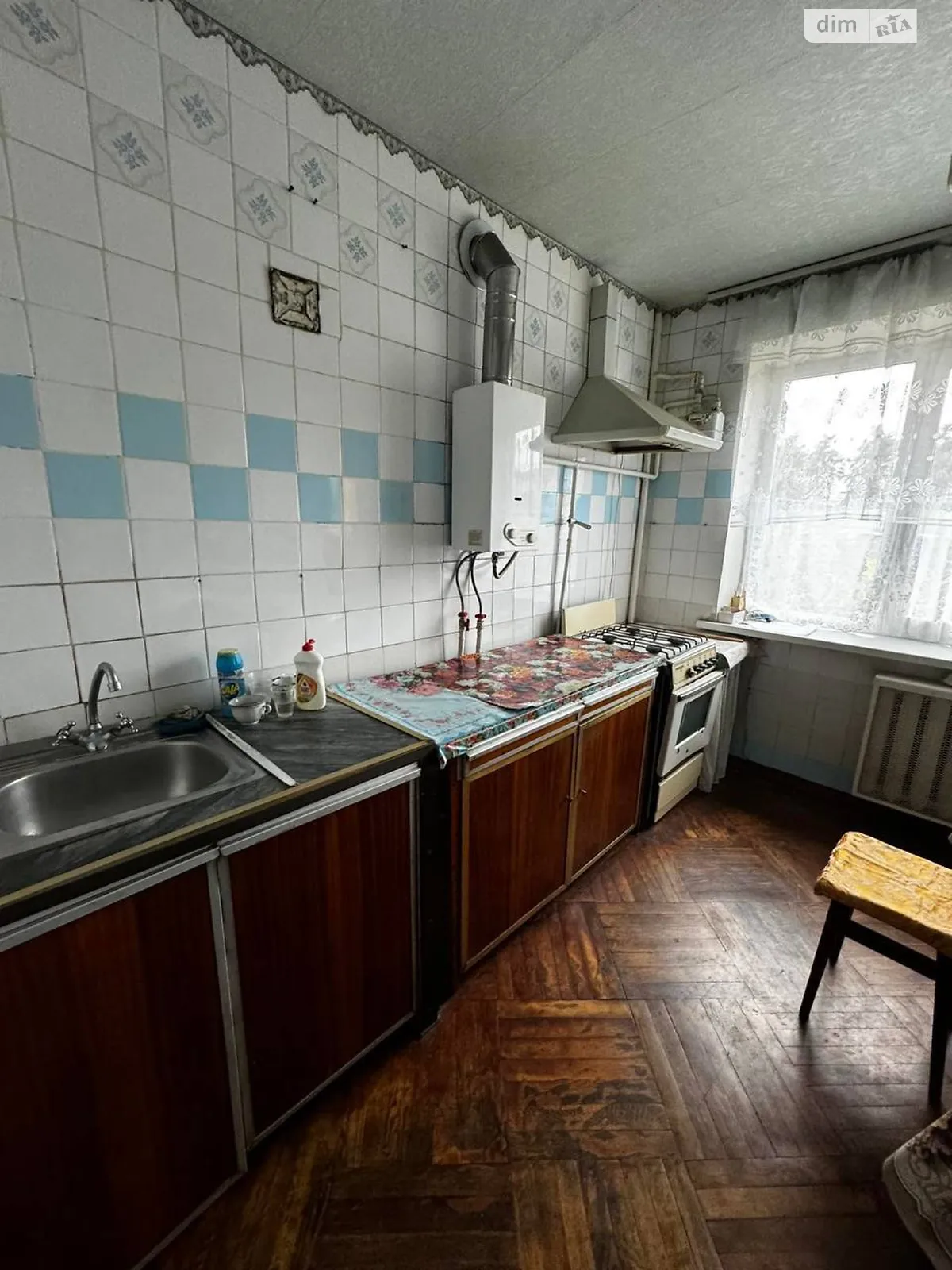 Продається 3-кімнатна квартира 68 кв. м у Ірпені, вул. Центральна, 55 - фото 1