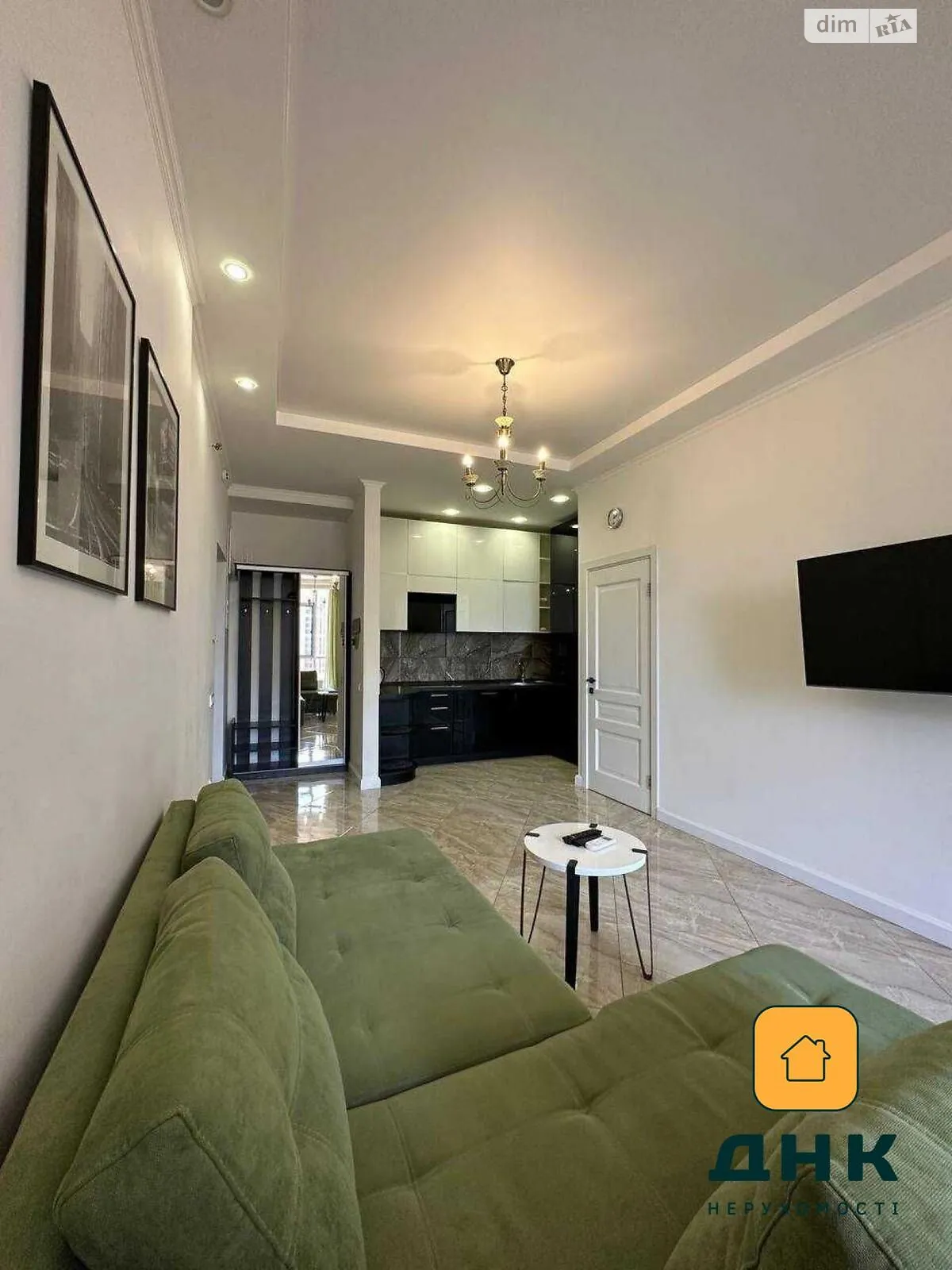 Продается 1-комнатная квартира 50 кв. м в Одессе, бул. Французский, 60Г - фото 1