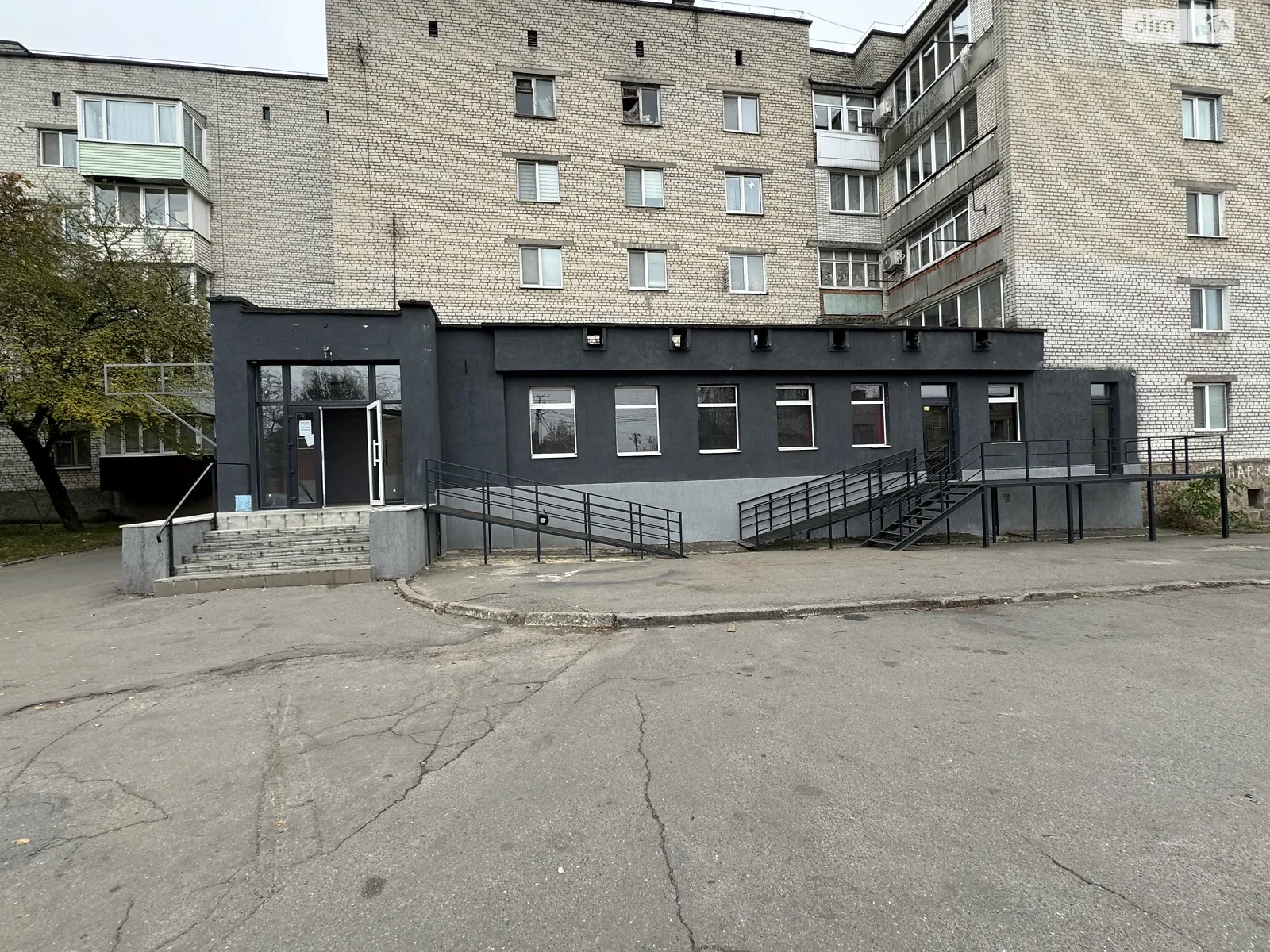 Продается помещения свободного назначения 220 кв. м в 5-этажном здании, цена: 265000 $ - фото 1