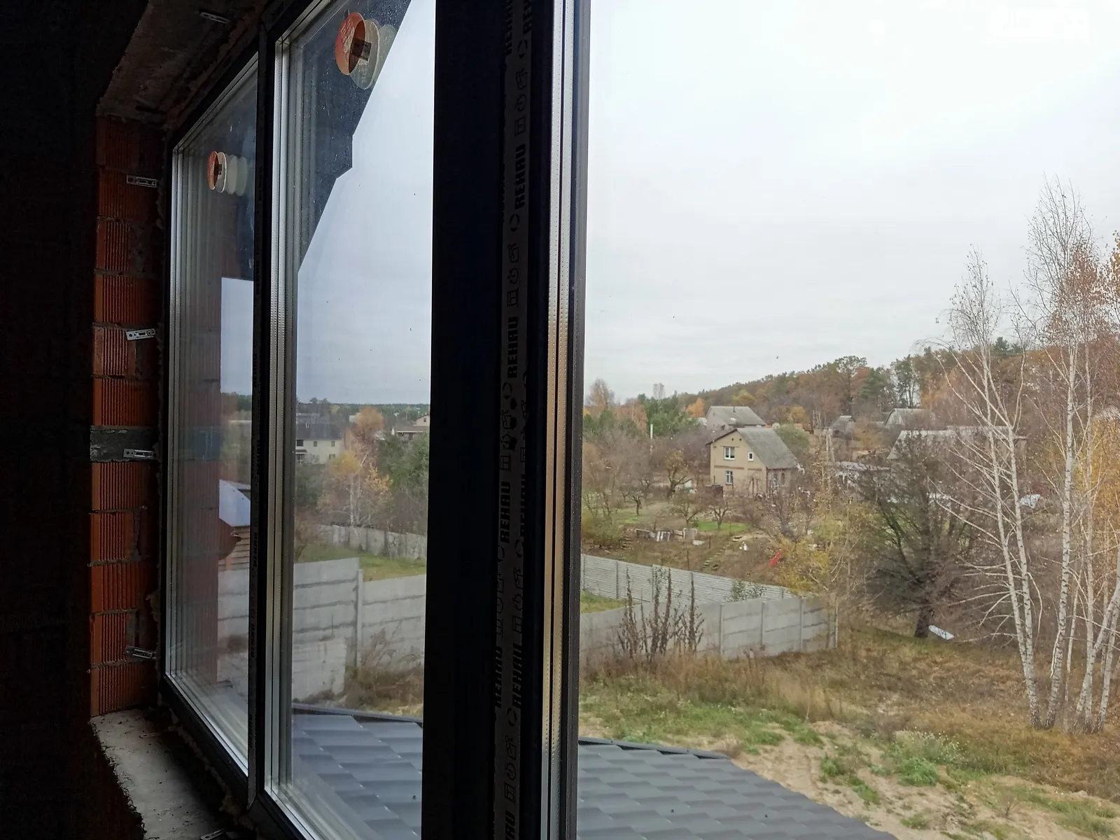 Продается дом на 2 этажа 165 кв. м с камином, цена: 110000 $ - фото 1