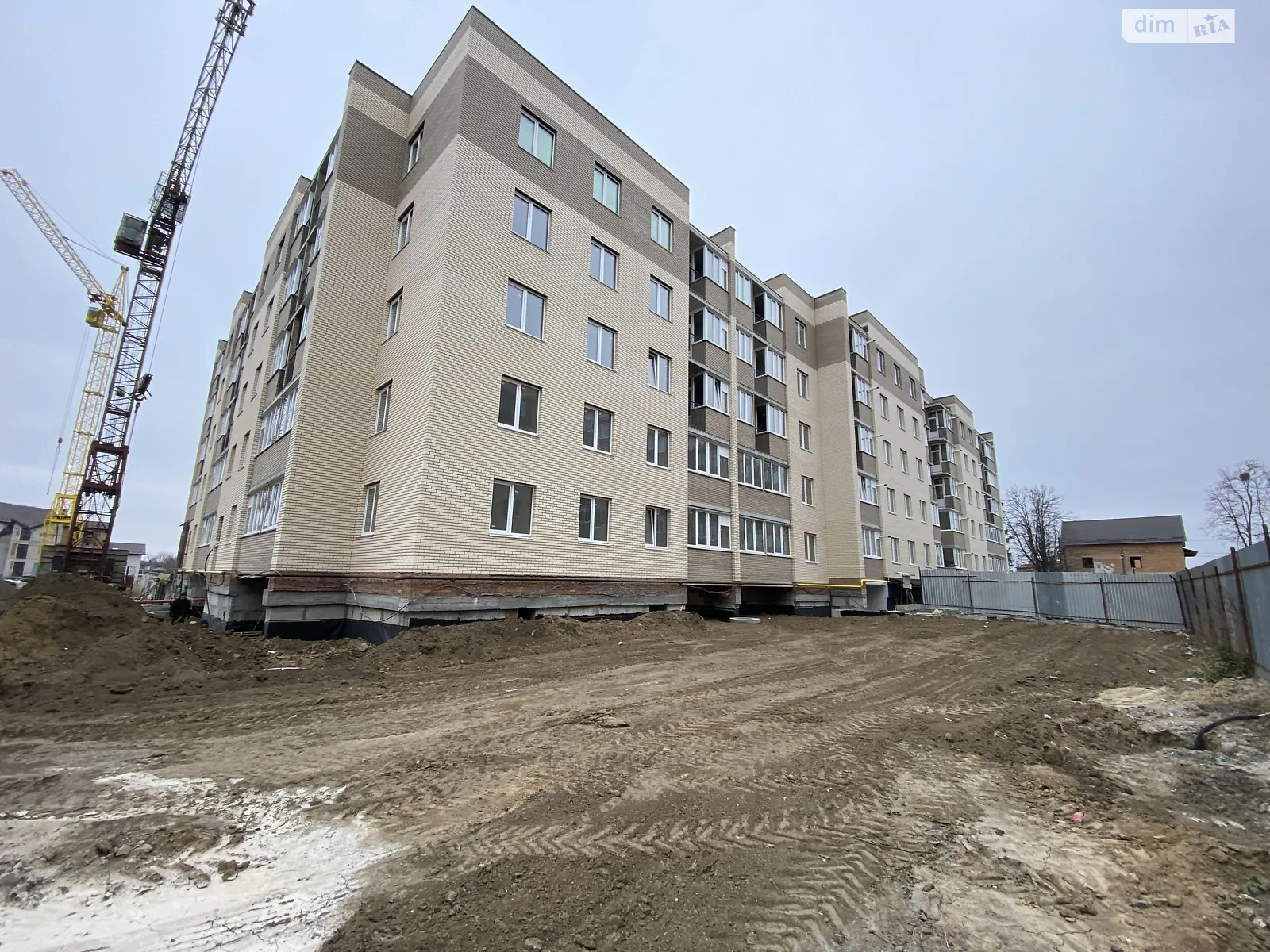 Продається 2-кімнатна квартира 64 кв. м у Стрижавці, вул. Київська - фото 1