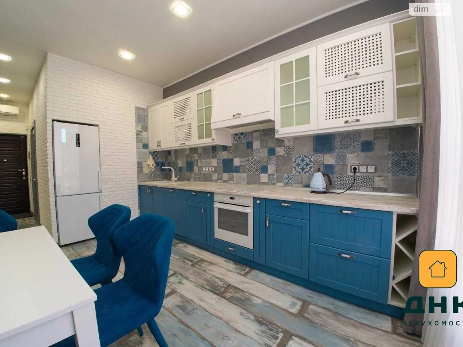 Продается 1-комнатная квартира 46 кв. м в Одессе, бул. Французский, 60Г - фото 1