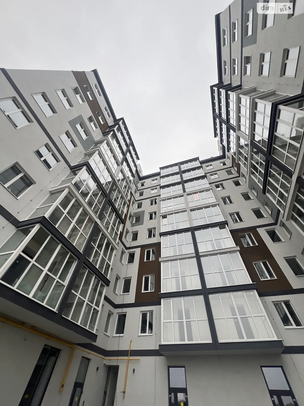 Продається 1-кімнатна квартира 47 кв. м у Бучі, вул. Бориса Гмирі, 7А - фото 1
