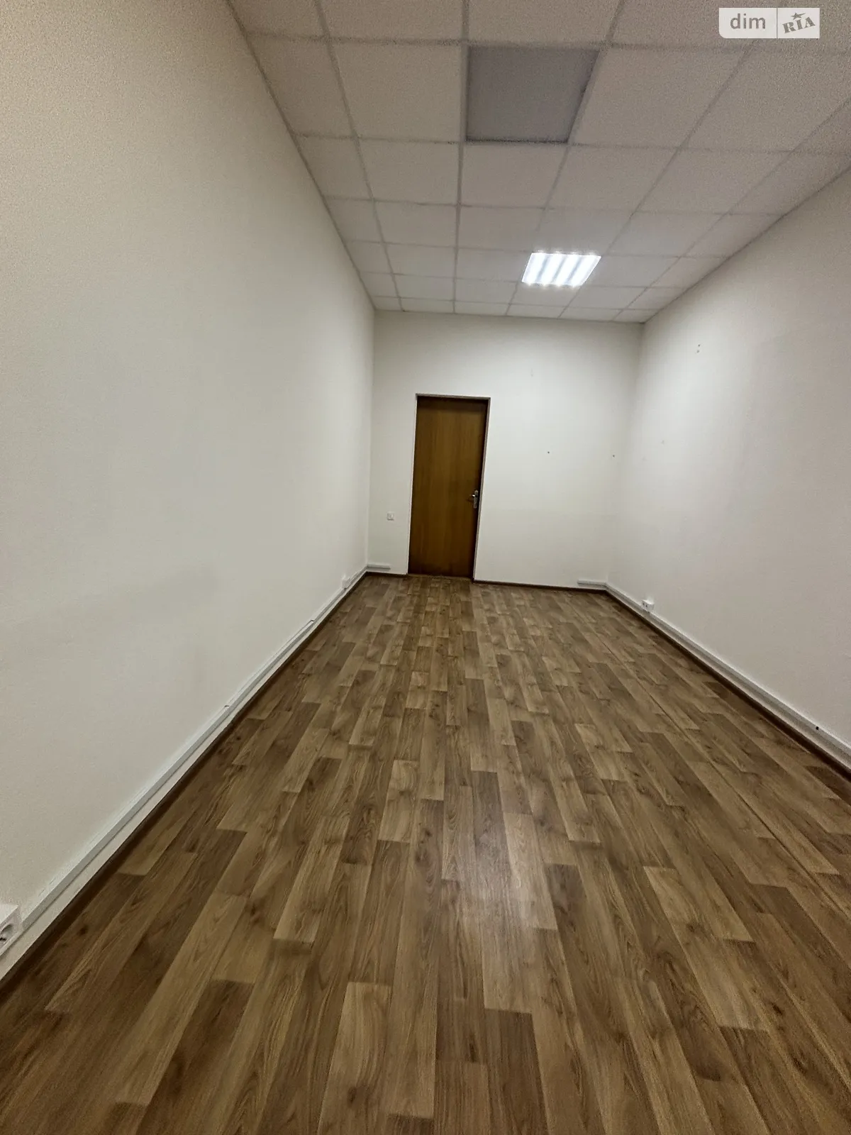 Здається в оренду офіс 27 кв. м в бізнес-центрі, цена: 10000 грн - фото 1