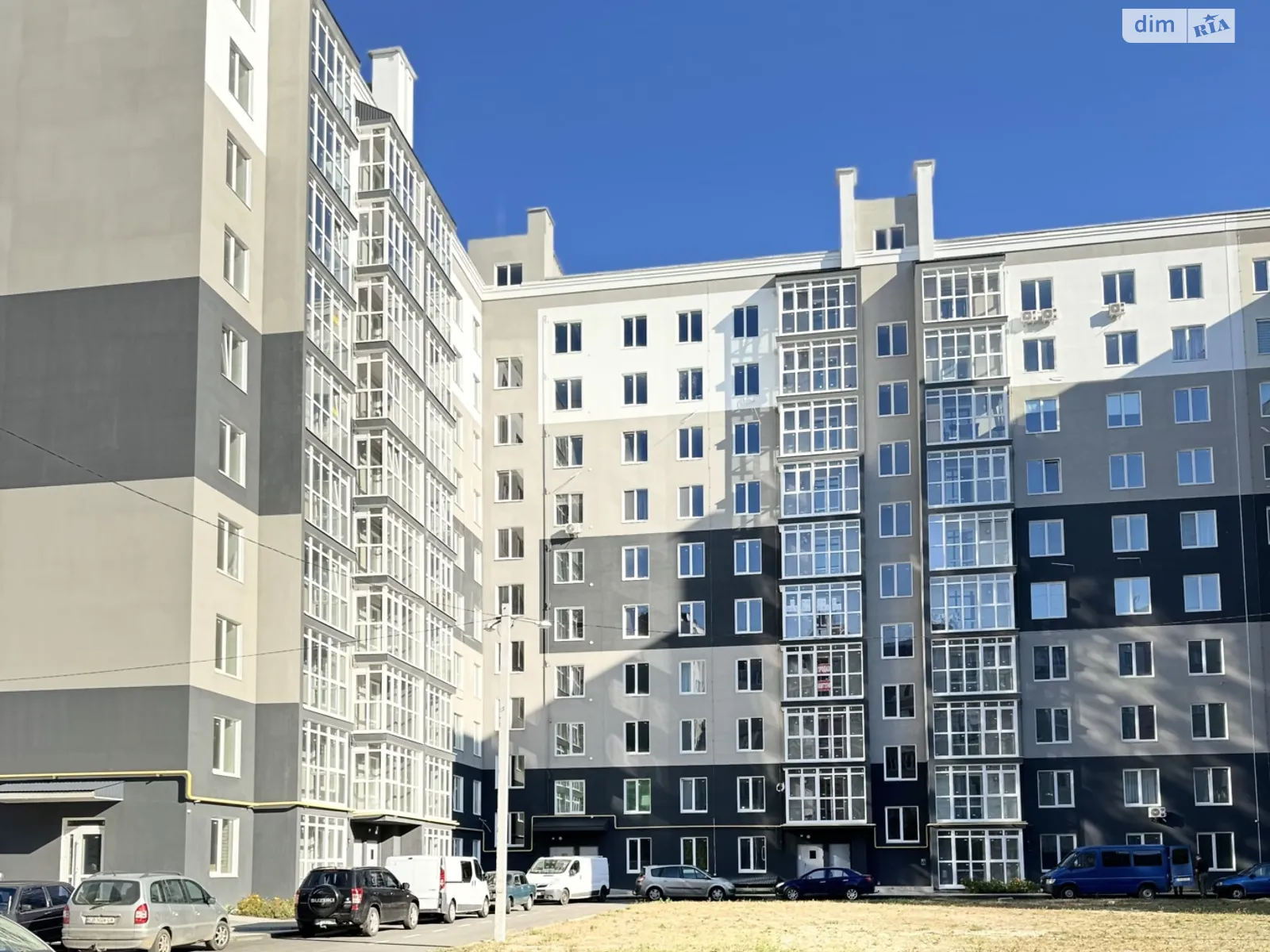 Продается 1-комнатная квартира 45.4 кв. м в Чернигове, ул. Авиаторов, 37А - фото 1