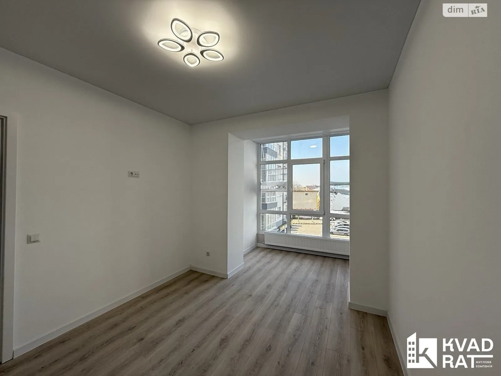 Продається 1-кімнатна квартира 42 кв. м у Івано-Франківську, вул. Височана Семена - фото 1