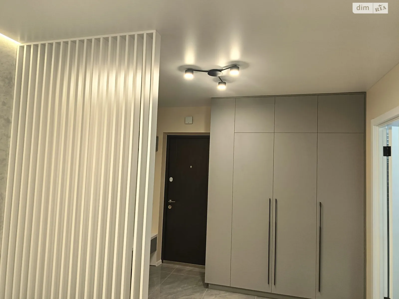 2-кімнатна квартира 57 кв. м у Тернополі, вул. Київська, 9Г - фото 1