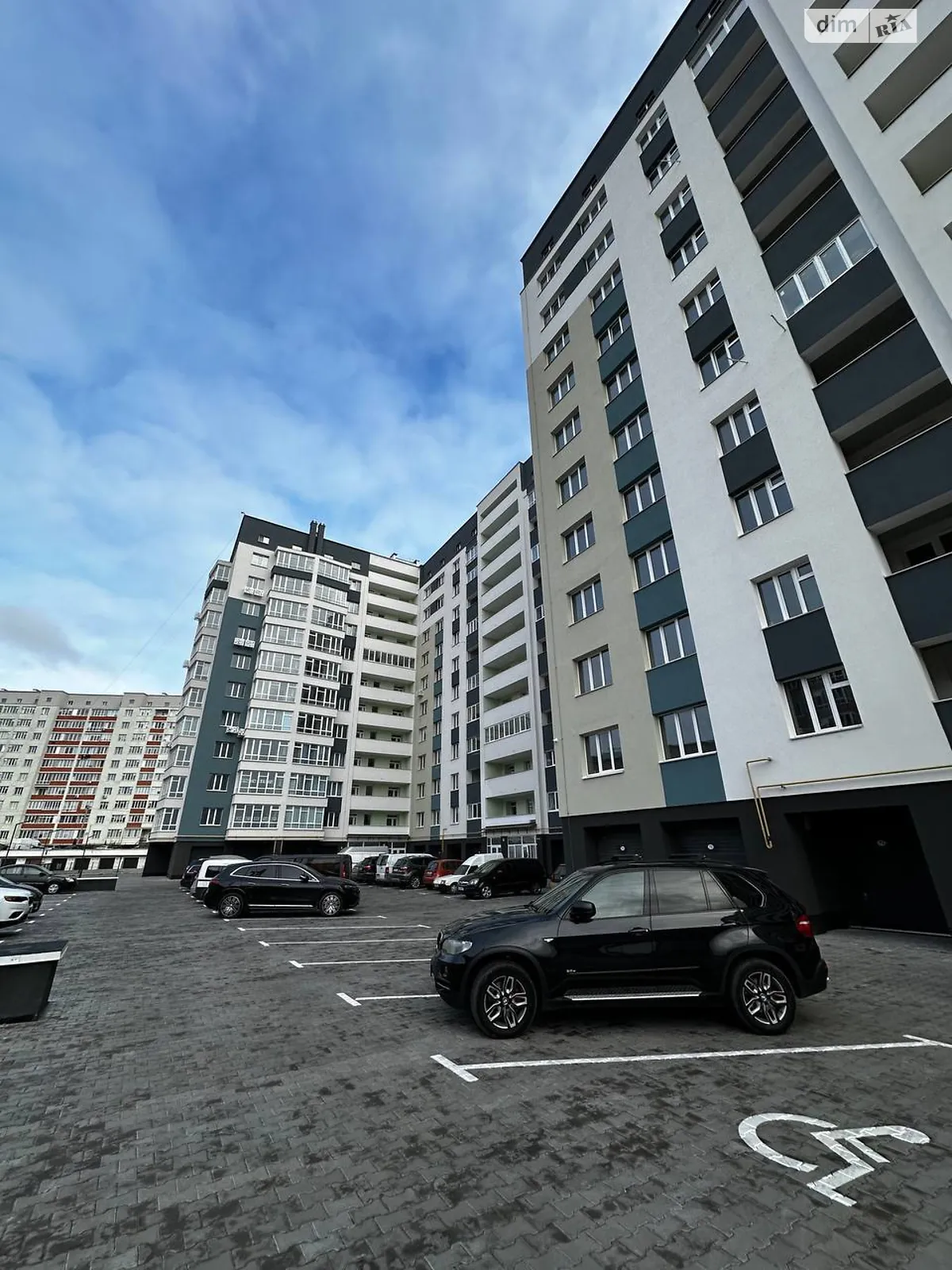Продається 2-кімнатна квартира 69 кв. м у Хмельницькому, вул. Лісогринівецька, 34Б - фото 1
