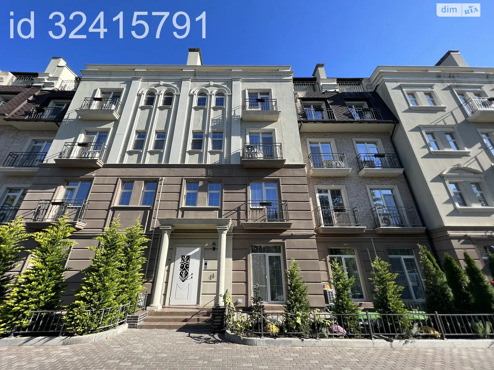 Продається 1-кімнатна квартира 40.7 кв. м у Одесі, пров. Травневий, 4 - фото 1