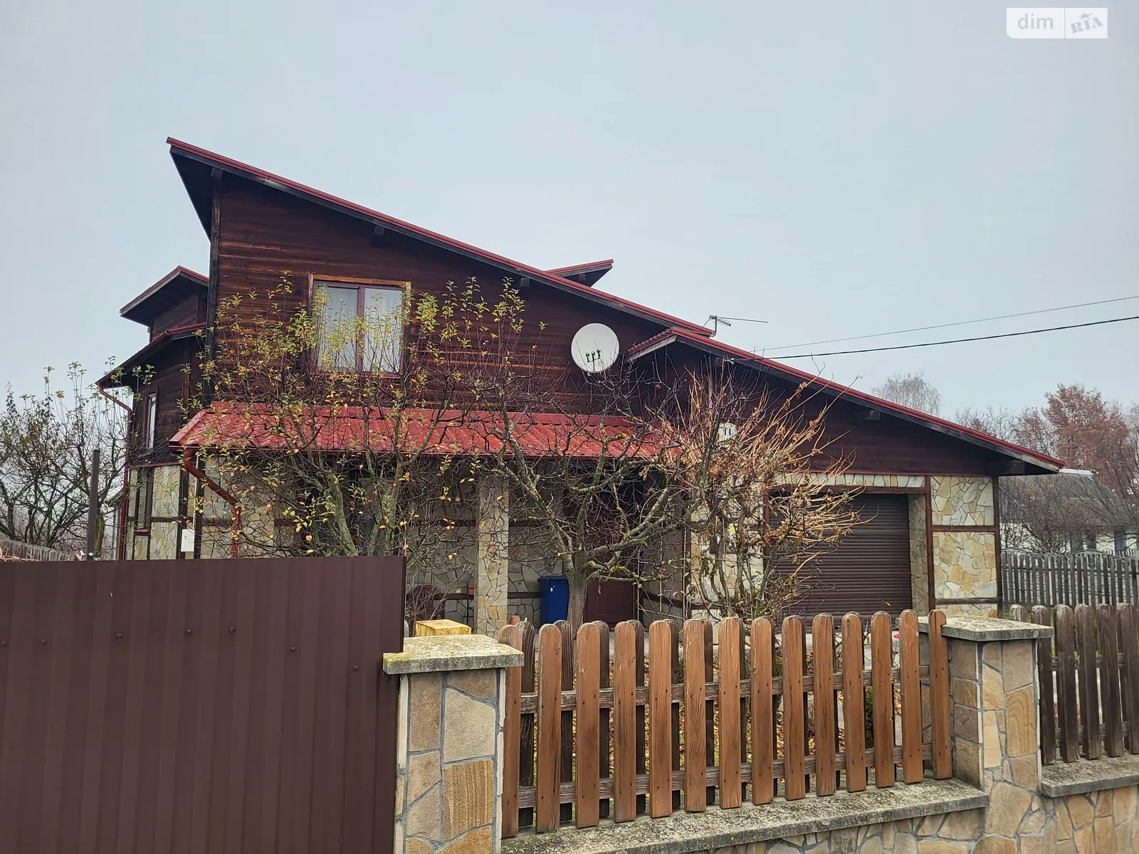 Продается дом на 2 этажа 232.4 кв. м с камином, цена: 145000 $ - фото 1