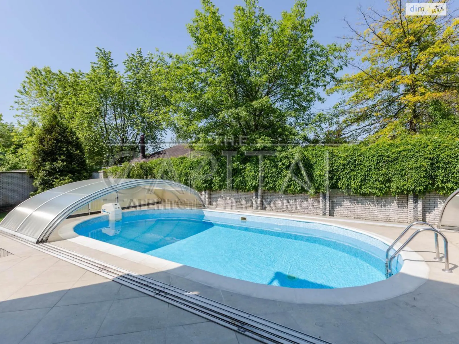 Сдается в аренду дом на 2 этажа 350 кв. м с верандой, цена: 4300 $ - фото 1