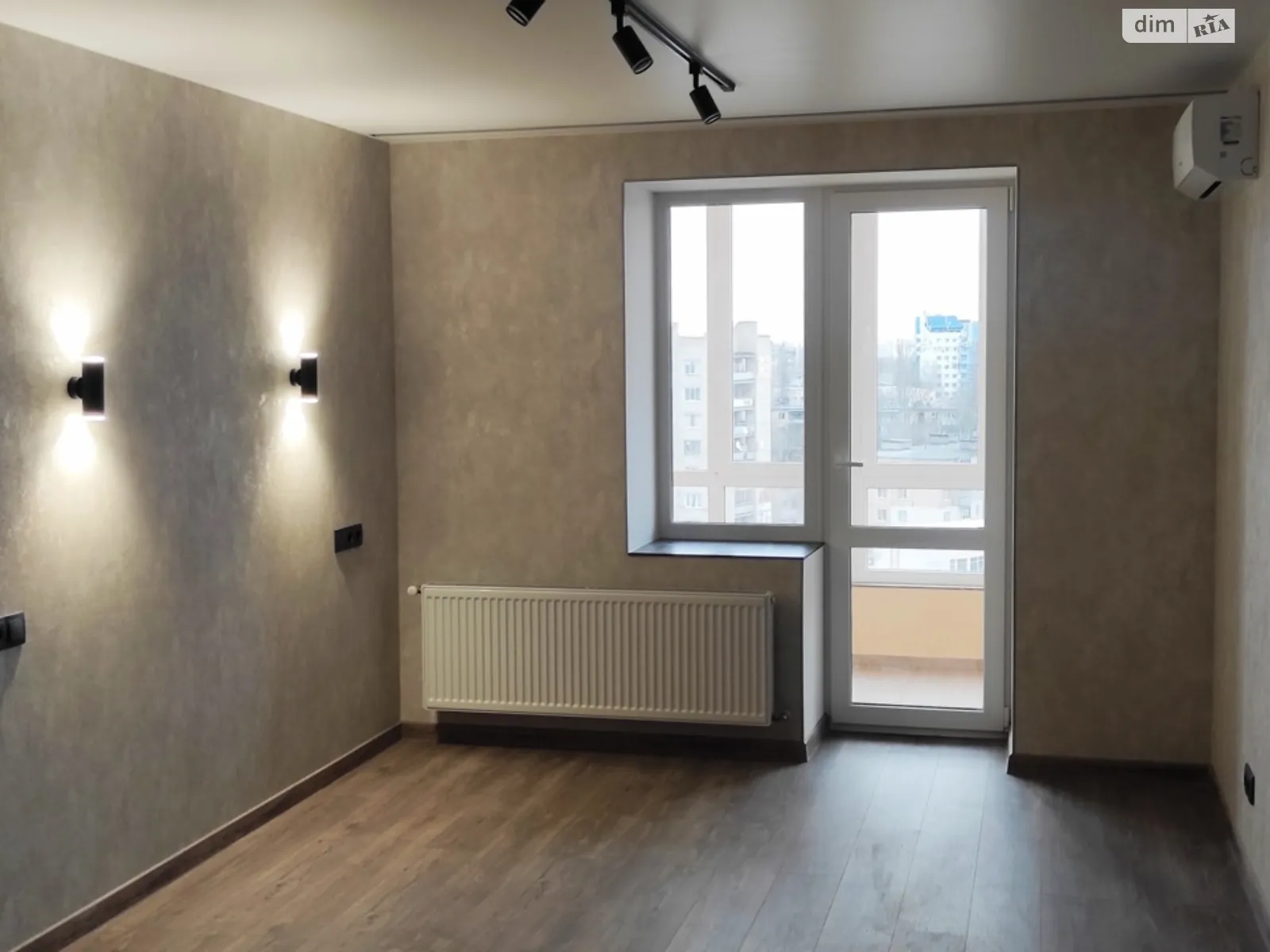 Продается 1-комнатная квартира 46.6 кв. м в Виннице, просп. Юности, 16Б - фото 1