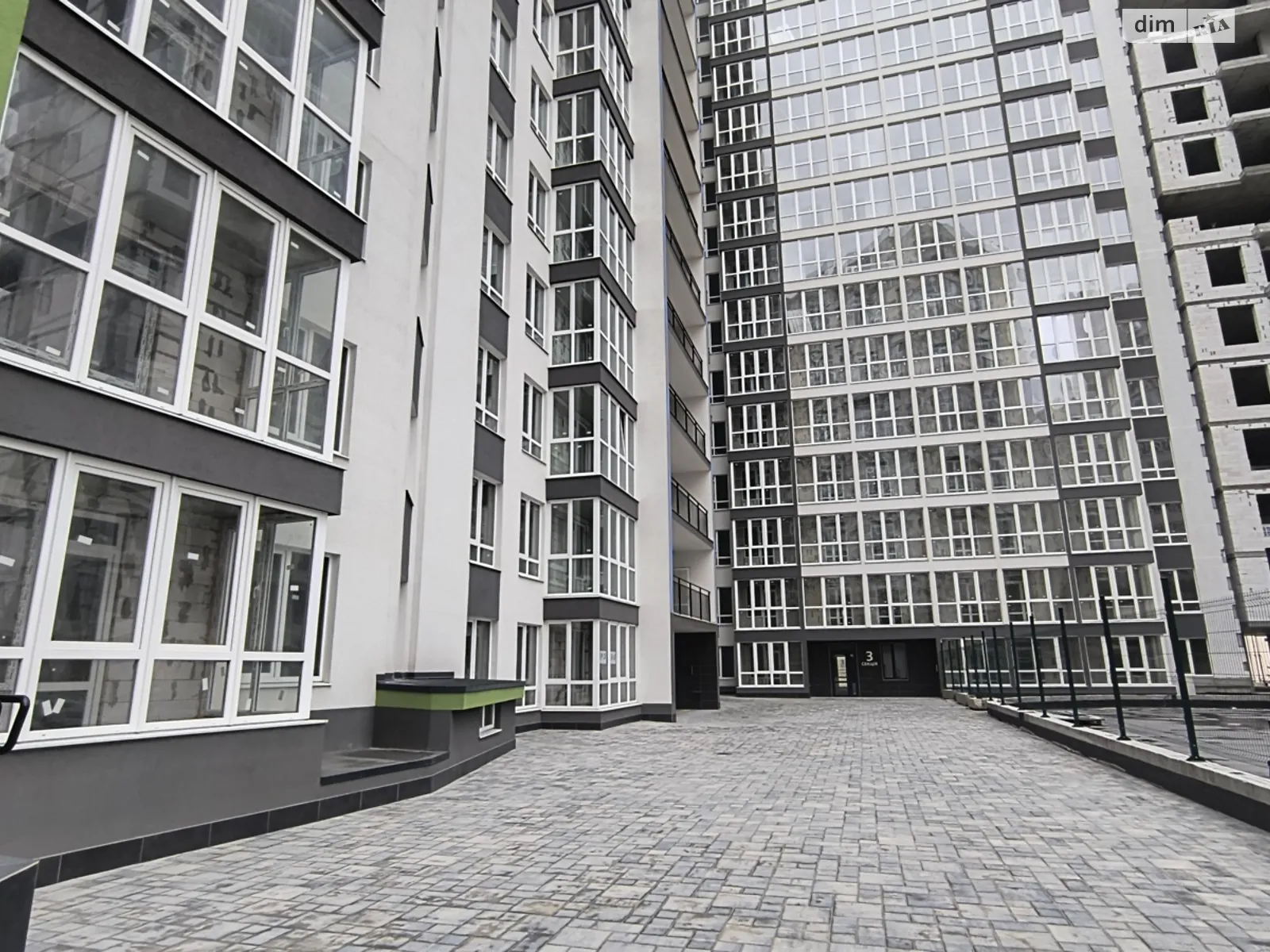 Продается 1-комнатная квартира 41.5 кв. м в Одессе, ул. Пишоновская, 24 - фото 1