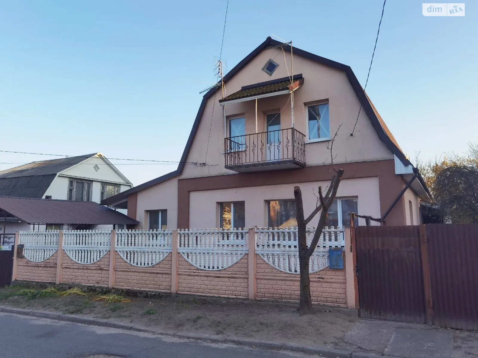 Продается дом на 2 этажа 153 кв. м с мансардой, цена: 85000 $ - фото 1
