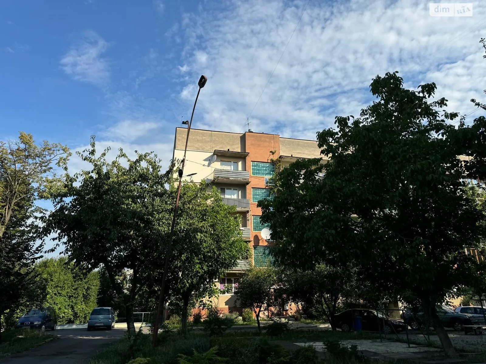 Продається 4-кімнатна квартира 103.4 кв. м у Ужгороді, вул. Керченська, 7А - фото 1