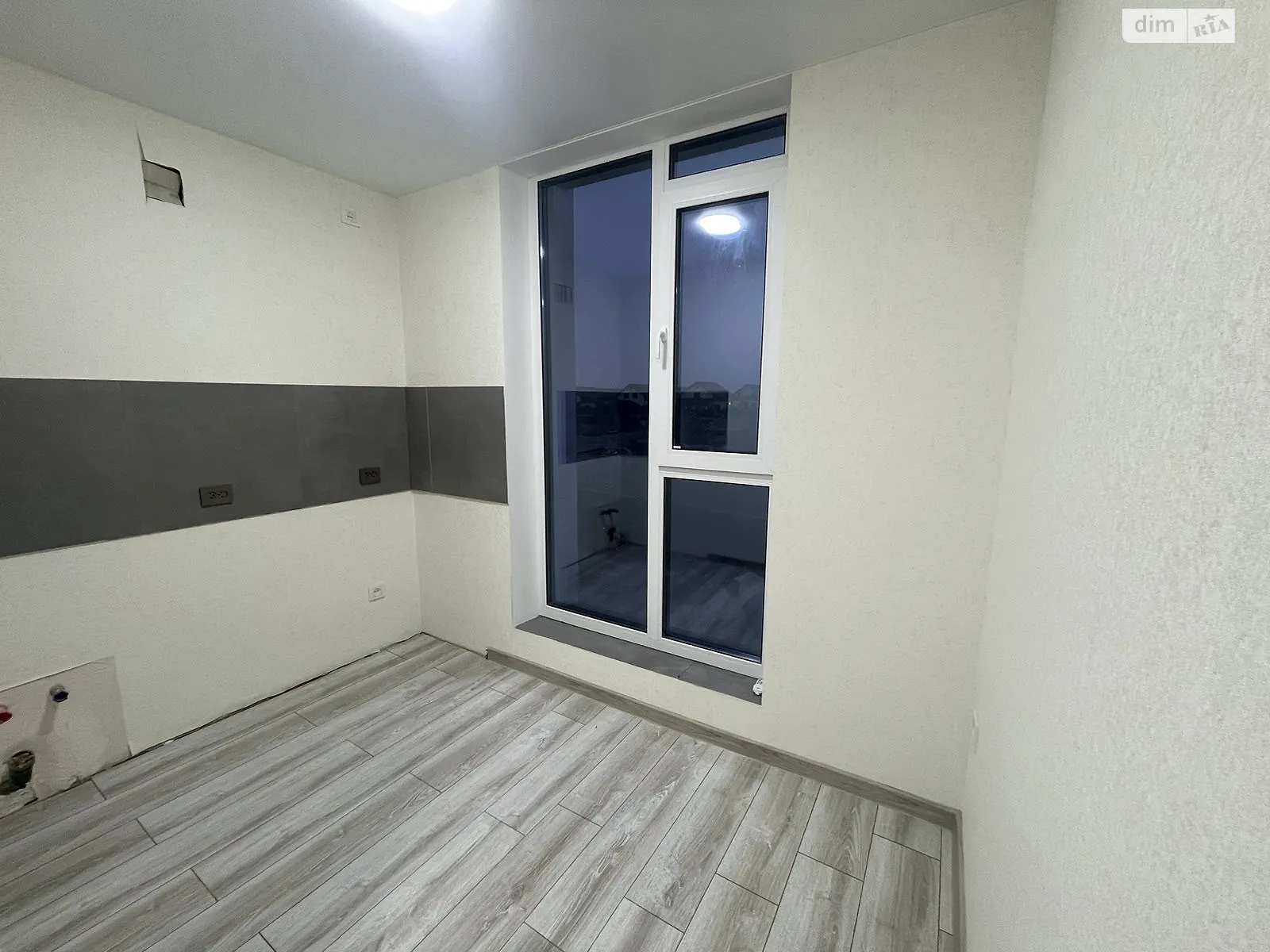 Продается 1-комнатная квартира 18 кв. м в Крюковщине, ул. Одесская - фото 1