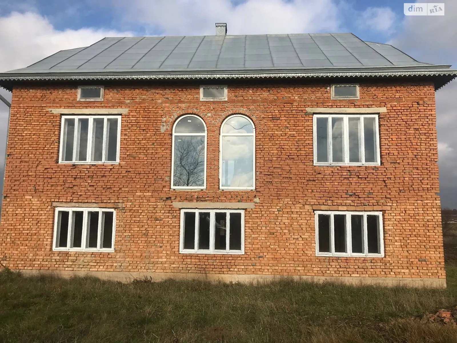 Продається будинок 2 поверховий 210.9 кв. м с басейном, цена: 33000 $ - фото 1