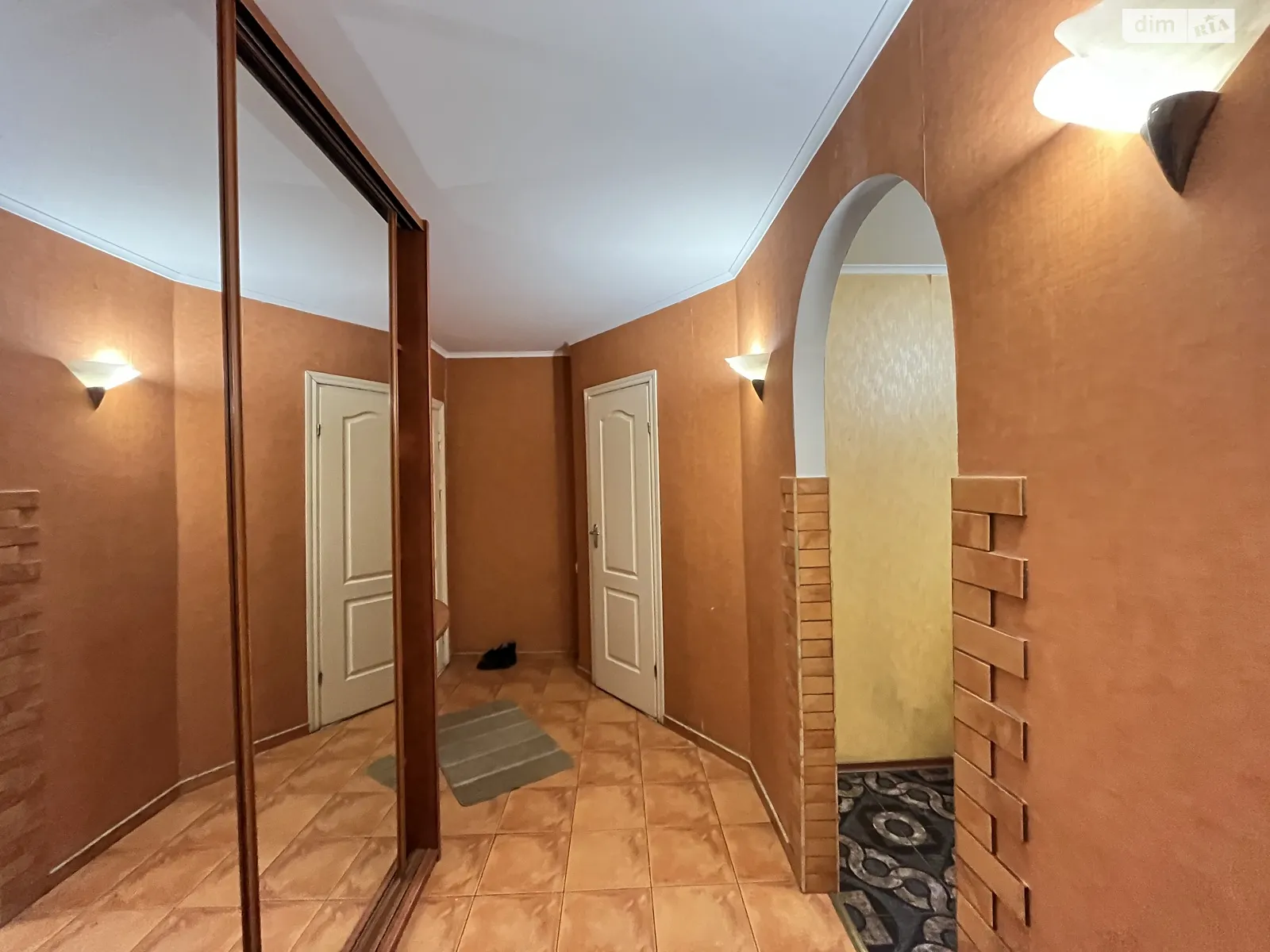 Продается 3-комнатная квартира 65 кв. м в Хмельницком, Старокостянтиновское шоссе - фото 1