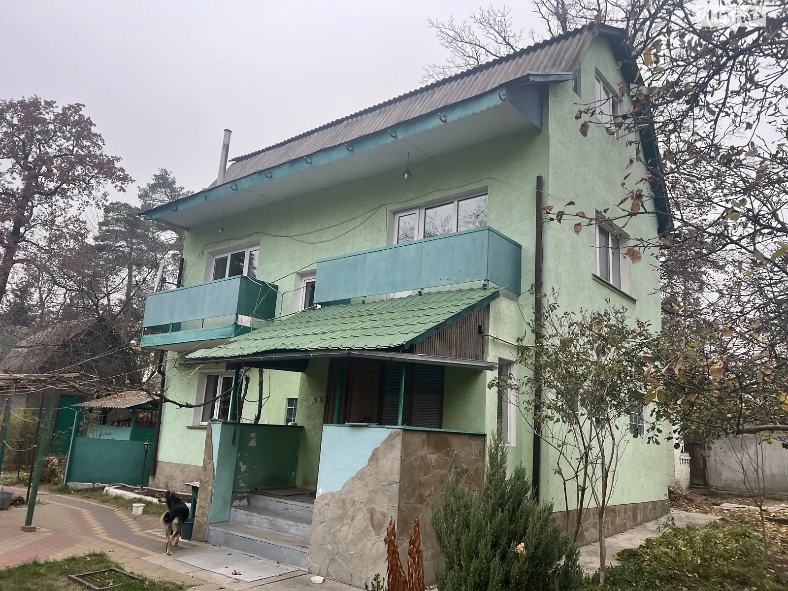 Продается дом на 3 этажа 165.2 кв. м с беседкой, цена: 115000 $ - фото 1