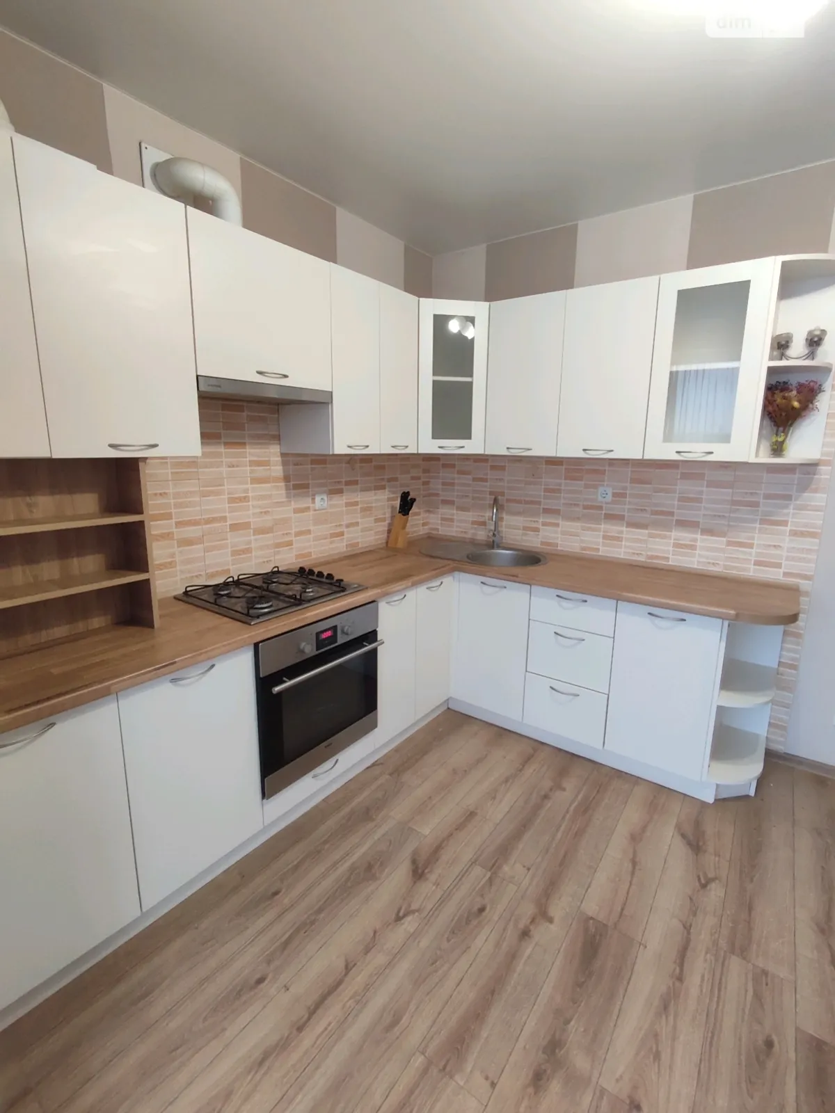 Продається 2-кімнатна квартира 68 кв. м у Ірпені, вул. Григорія Сковороди, 27 - фото 1