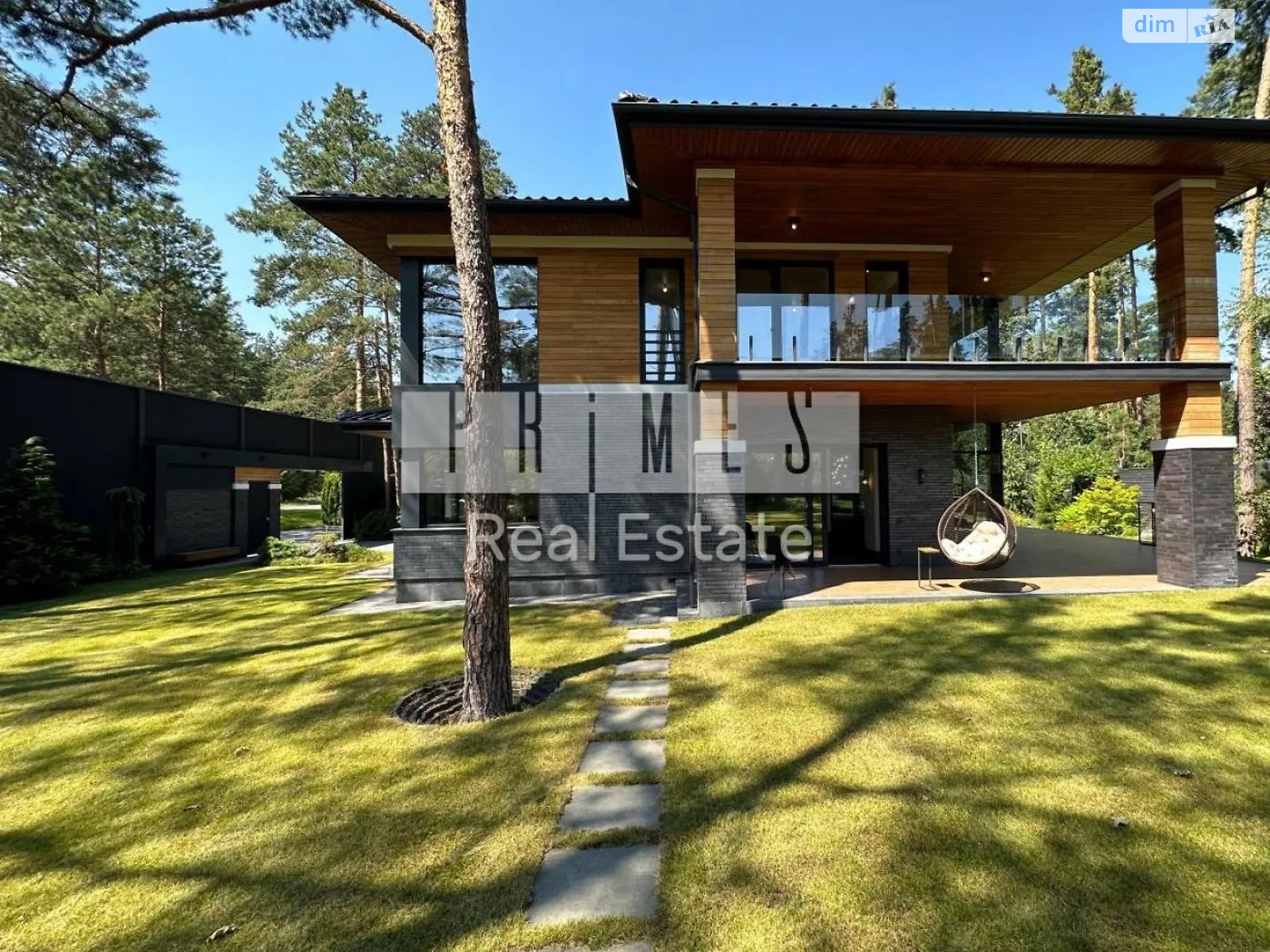 Продается дом на 2 этажа 490 кв. м с камином, цена: 1250000 $ - фото 1