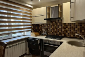 Продаж квартири, Одеса, р‑н. Приморський, Середньофонтанська вулиця, буд. 47/51