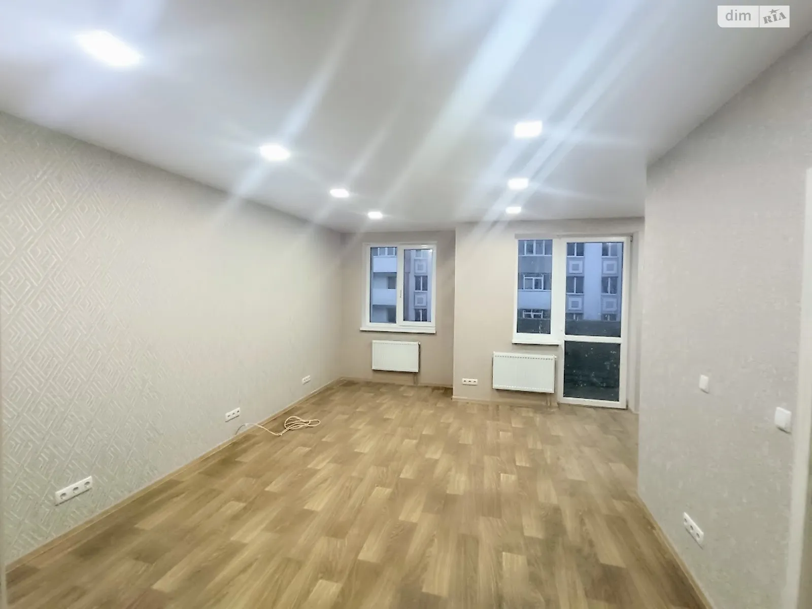 Продається 1-кімнатна квартира 32 кв. м у Харкові, вул. Академіка Барабашова - фото 1