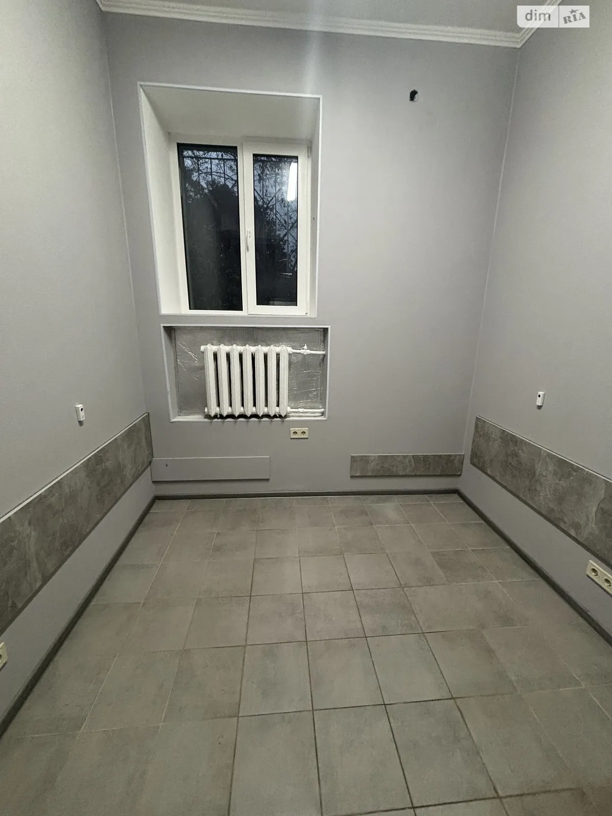 Сдается в аренду офис 15 кв. м в бизнес-центре, цена: 8000 грн - фото 1