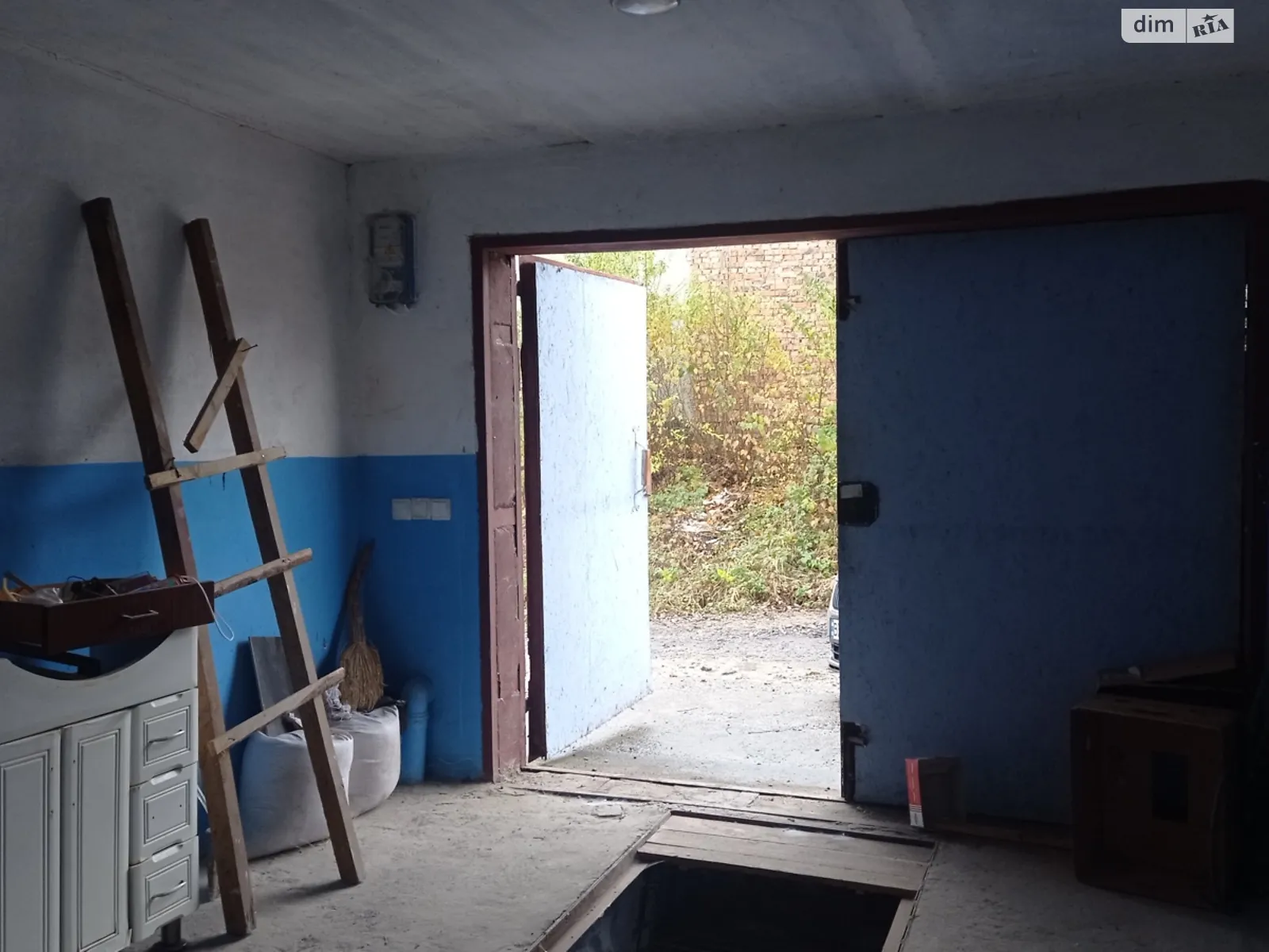 Продається місце в гаражному кооперативі під легкове авто на 19 кв. м, цена: 8999 $ - фото 1