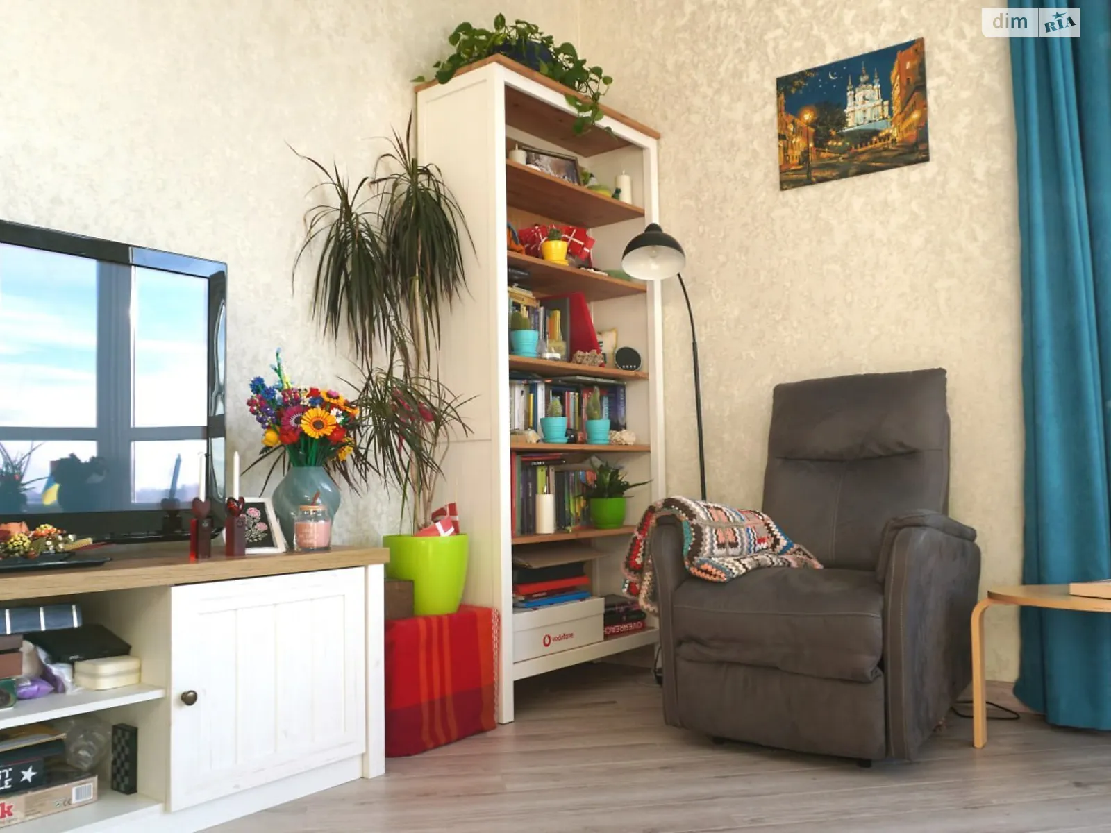 Продається 2-кімнатна квартира 62 кв. м у Києві, вул. Каховська, 58 - фото 1