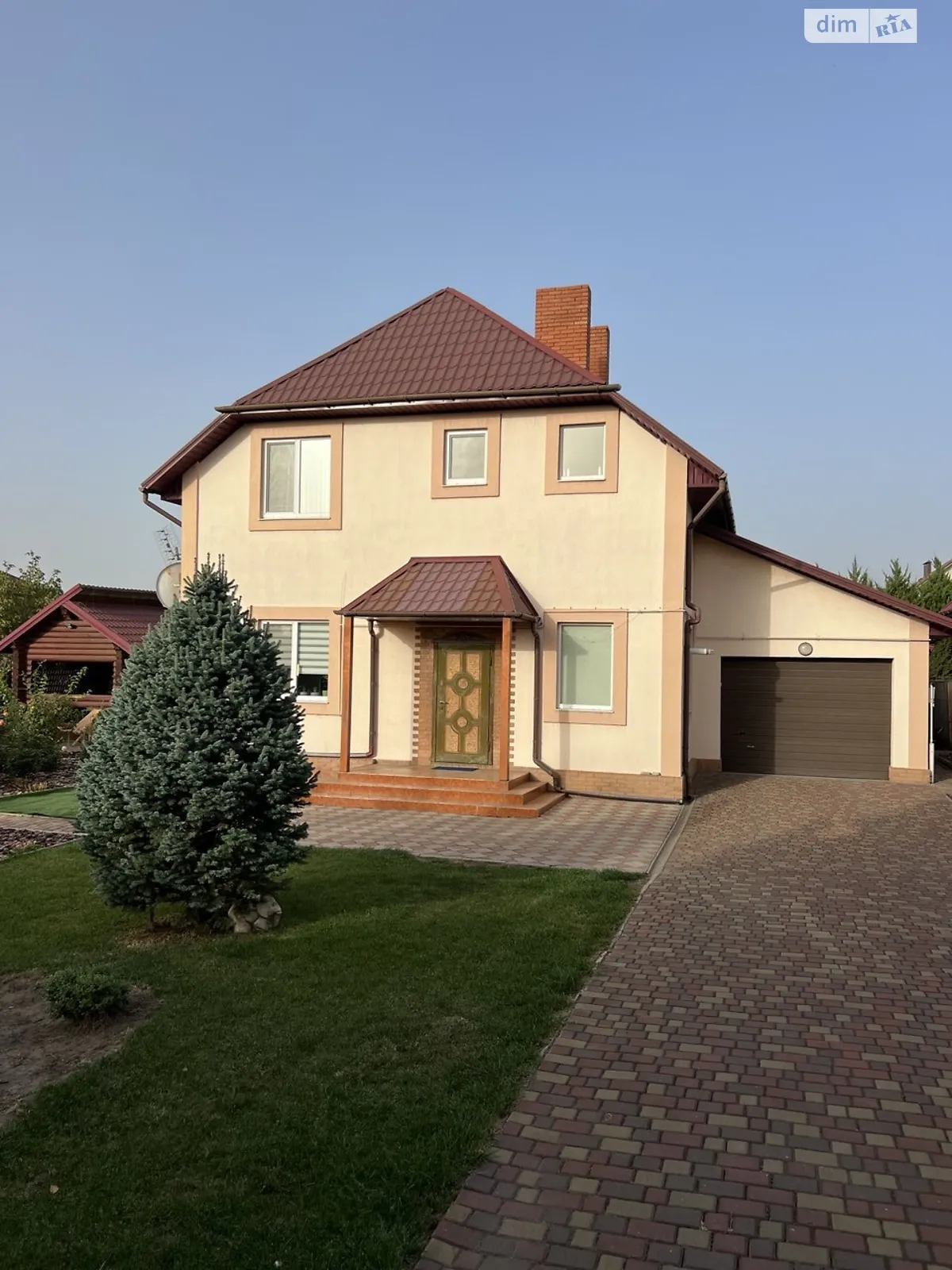 Продается дом на 2 этажа 122.7 кв. м с садом, цена: 138000 $ - фото 1