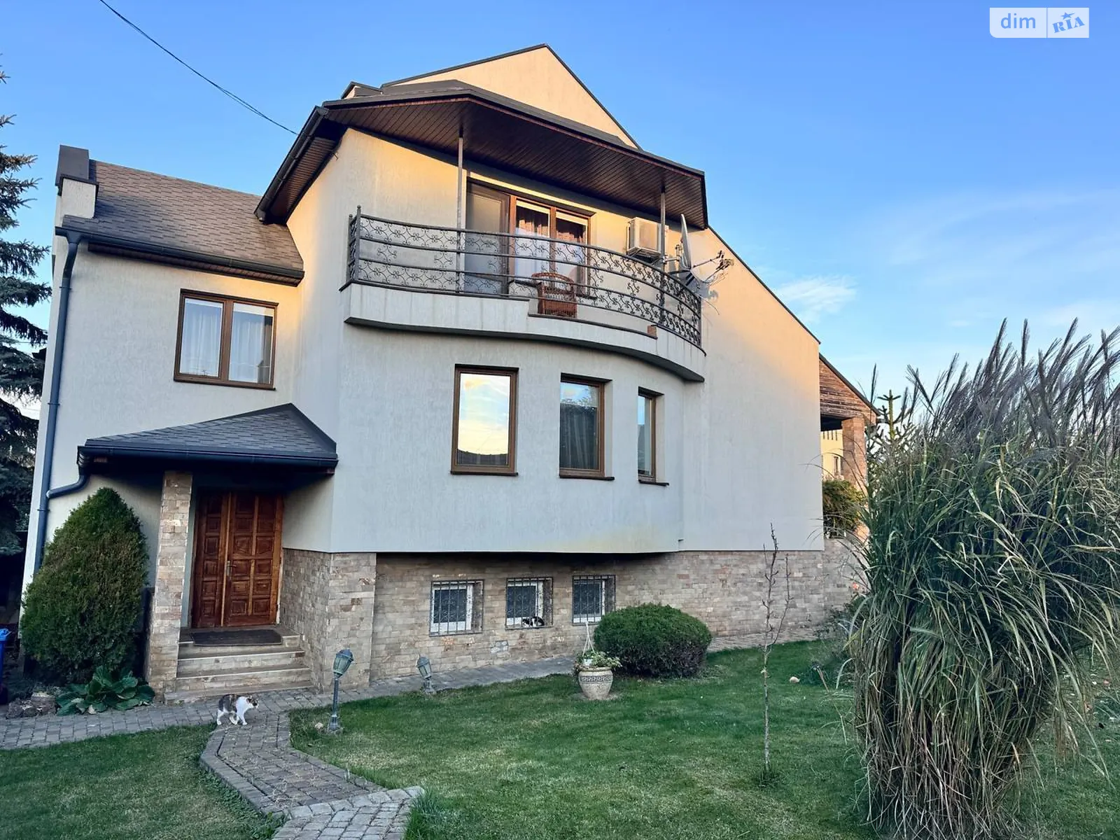 Продається будинок 2 поверховий 322.4 кв. м з садом, цена: 260000 $ - фото 1