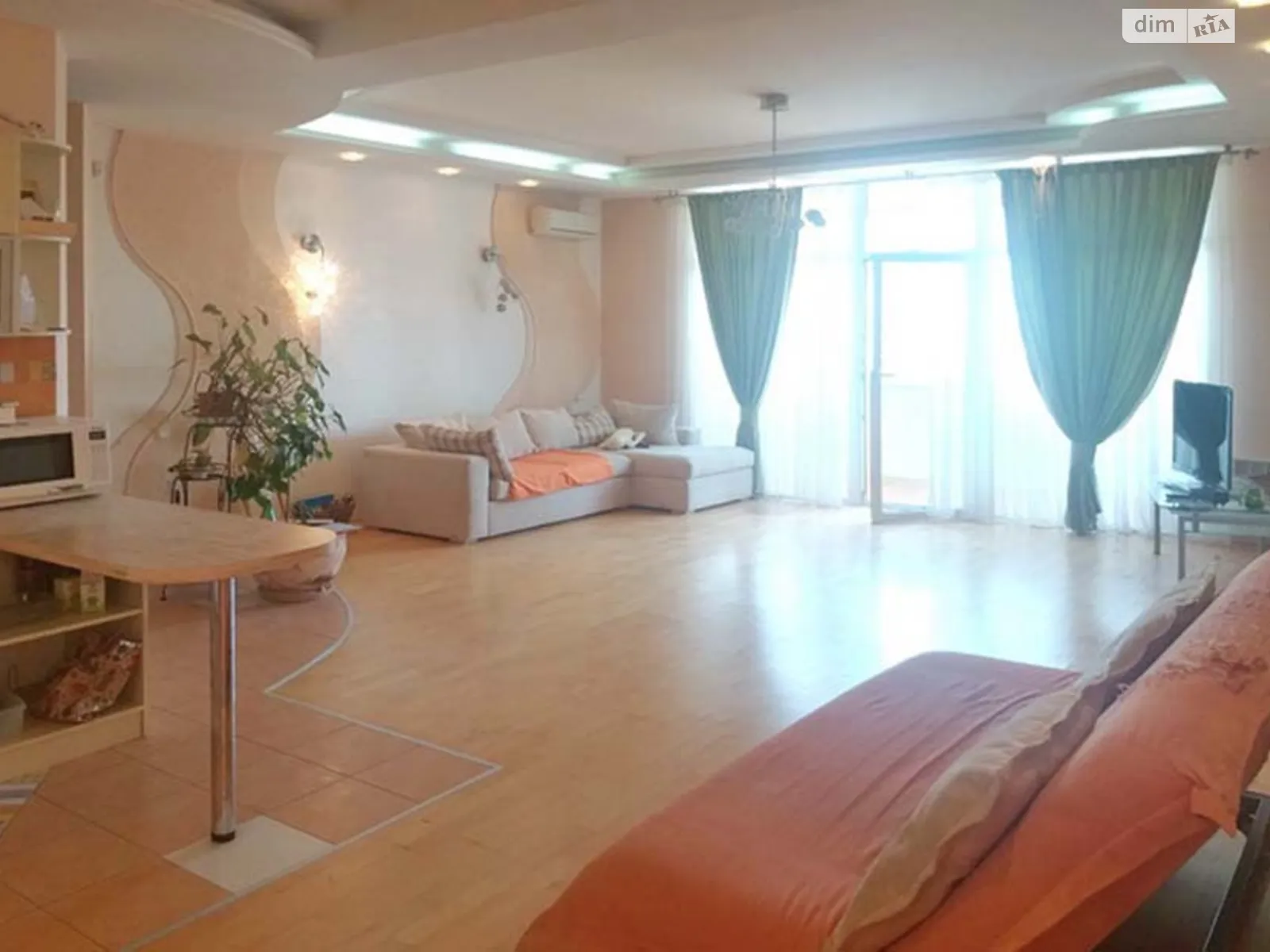 Продается 3-комнатная квартира 144.6 кв. м в Одессе, ул. Ивана Франко, 55 - фото 1