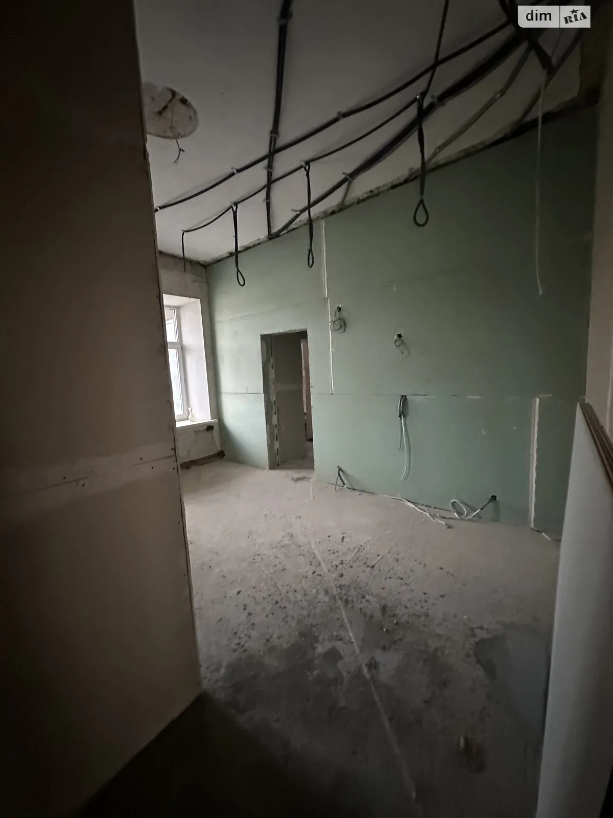 Продается 5-комнатная квартира 120 кв. м в Одессе, ул. Серова - фото 1