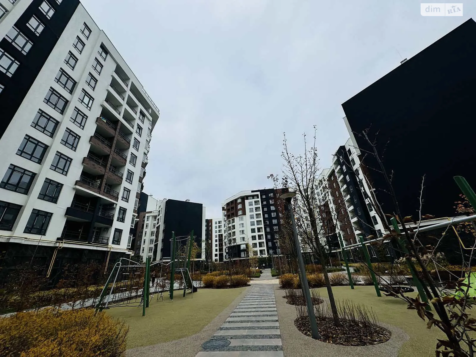 Продается 3-комнатная квартира 76.09 кв. м в Ирпене, ул. Ольги Кобылянской(Достоевского), 1В/26 - фото 1