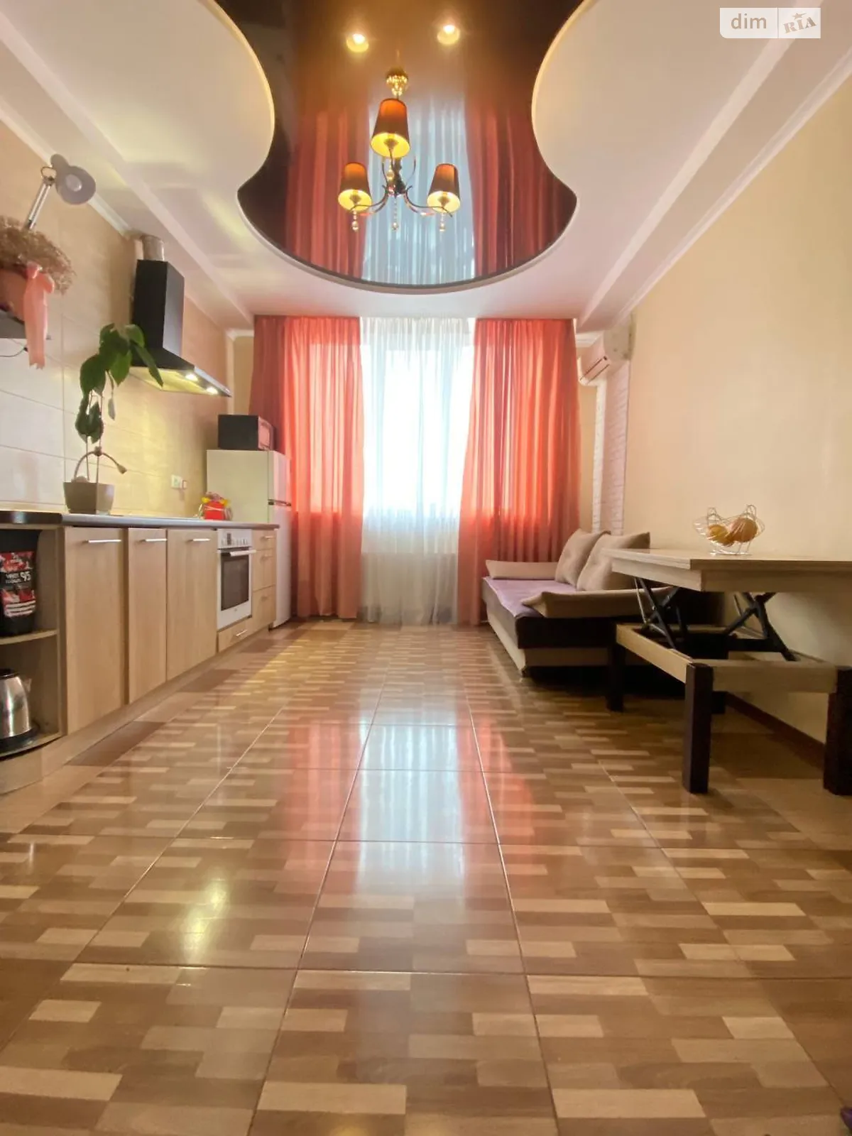 Продается 1-комнатная квартира 36.2 кв. м в Черноморске, ул. Защитников Украины(1 Мая) - фото 1