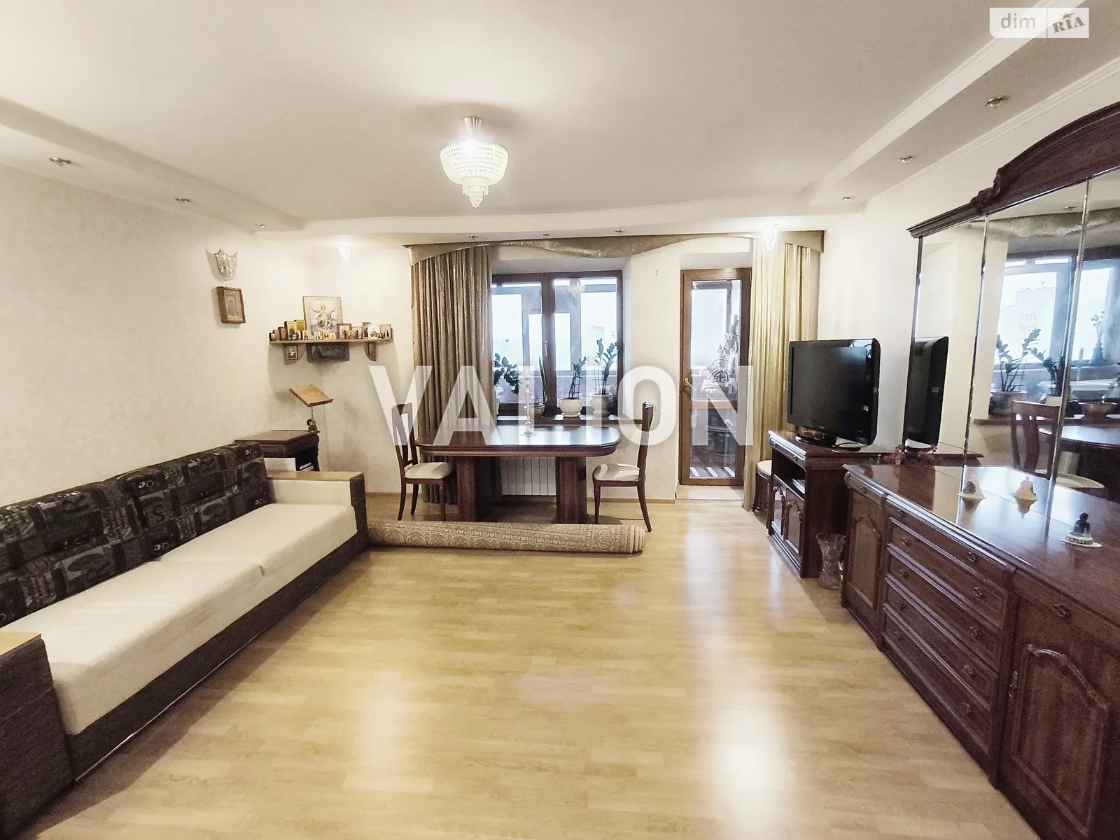 Продается 3-комнатная квартира 100 кв. м в Киеве, цена: 107700 $ - фото 1