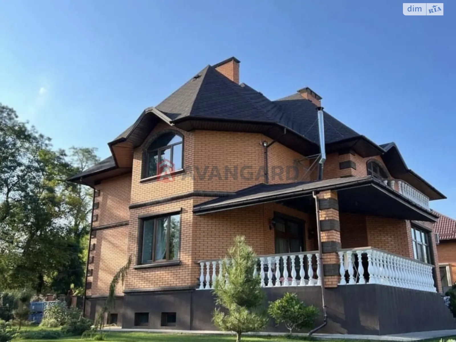 Здається в оренду будинок 2 поверховий 295 кв. м з терасою, цена: 1300 $ - фото 1