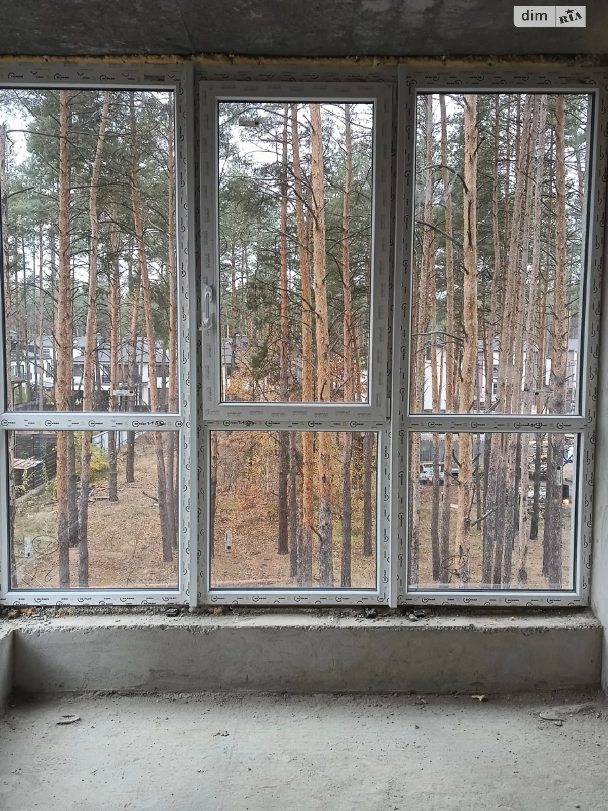 Продається 1-кімнатна квартира 37 кв. м у Гостомелі, вул. Соборна, 119/18 - фото 1