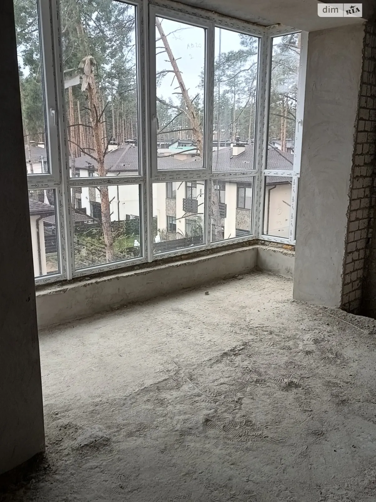 Продається 2-кімнатна квартира 52 кв. м у Гостомелі, вул. Соборна, 119/18 - фото 1