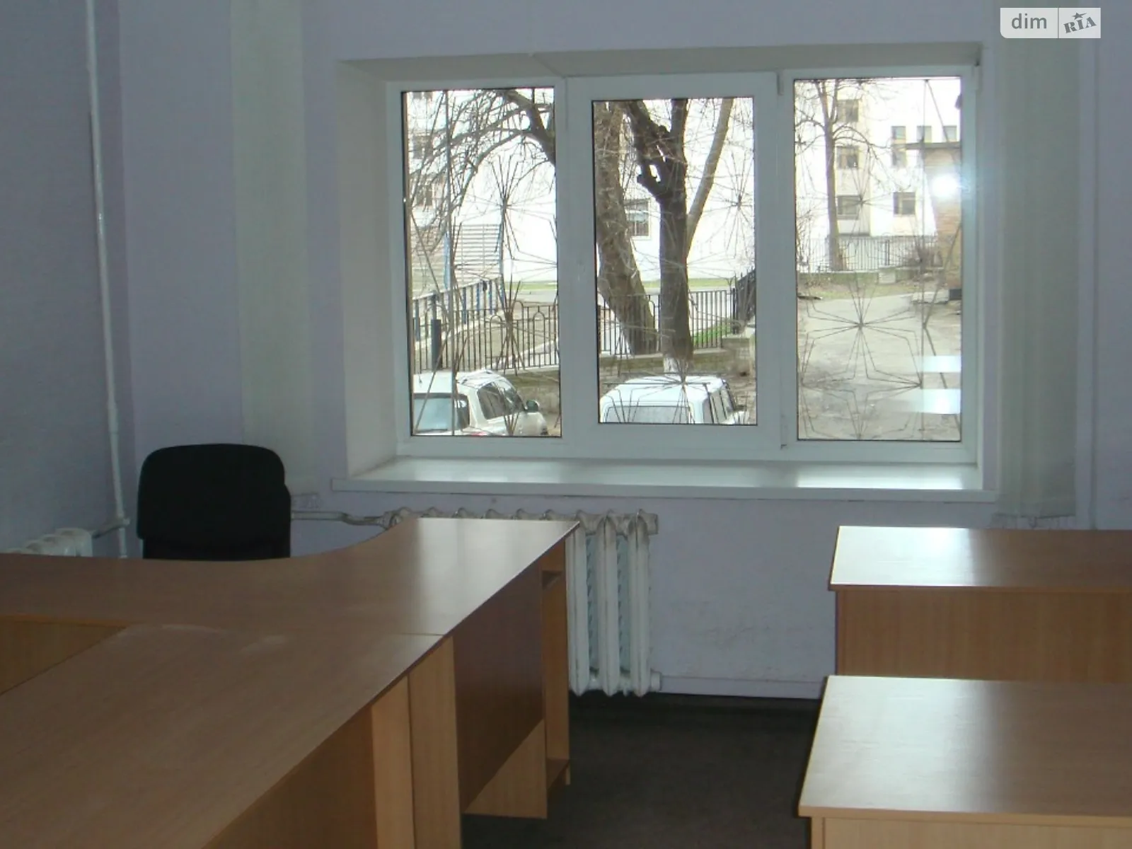 Продається офіс 82 кв. м в бізнес-центрі, цена: 47500 $ - фото 1