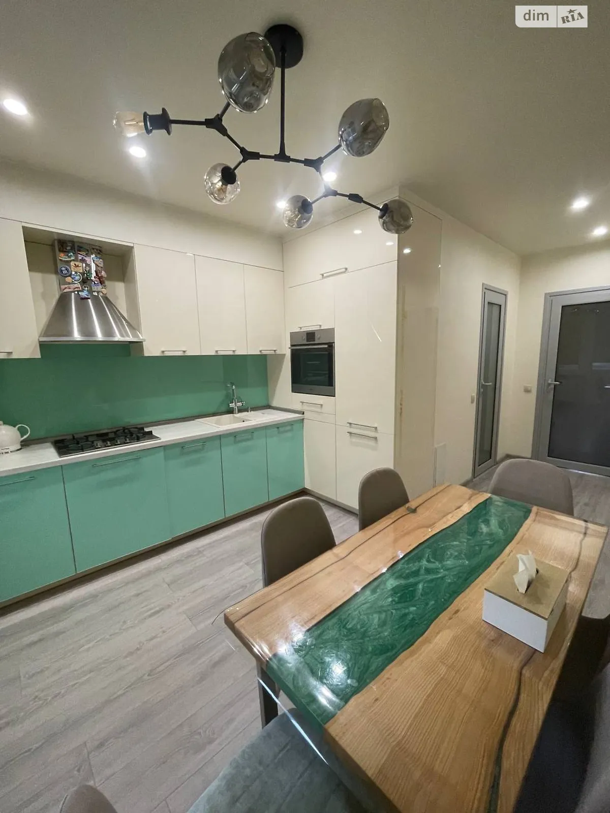 Продается 5-комнатная квартира 105.7 кв. м в Белой Церкви, цена: 150000 $ - фото 1